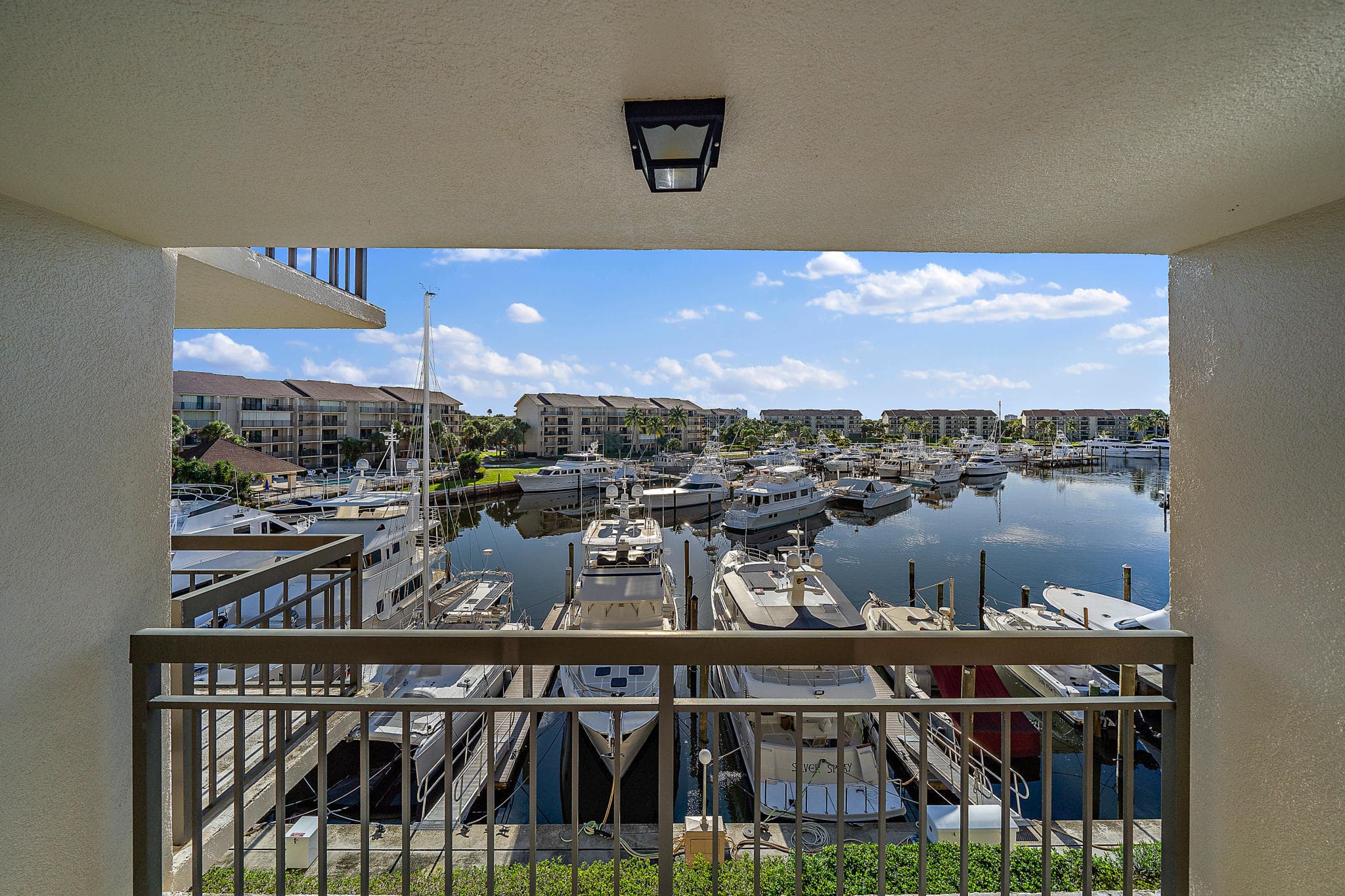 2601 Marina Isle Way 402, Jupiter, FL 33477 — photo 14 of 58