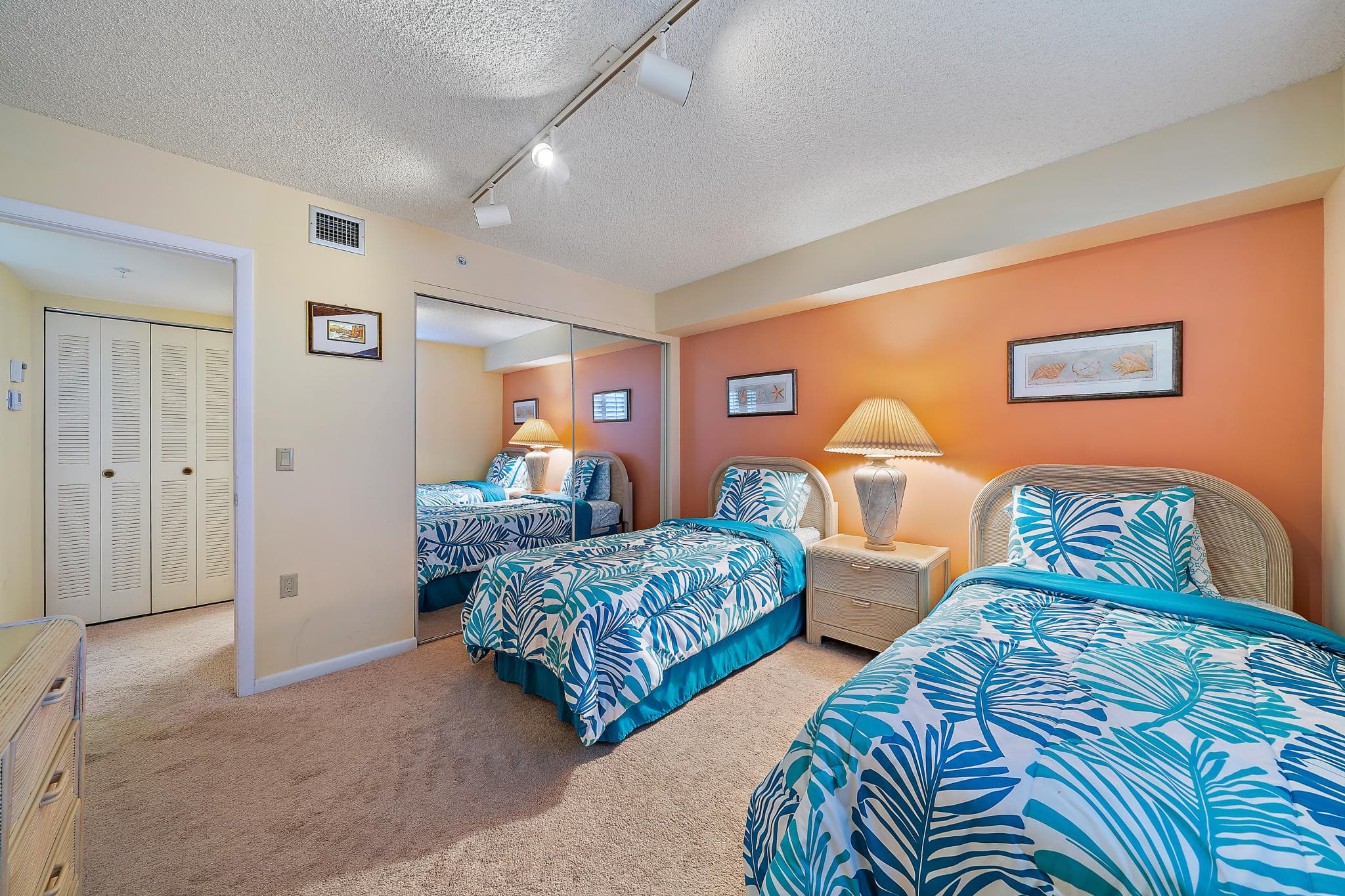 2601 Marina Isle Way 402, Jupiter, FL 33477 — photo 39 of 58