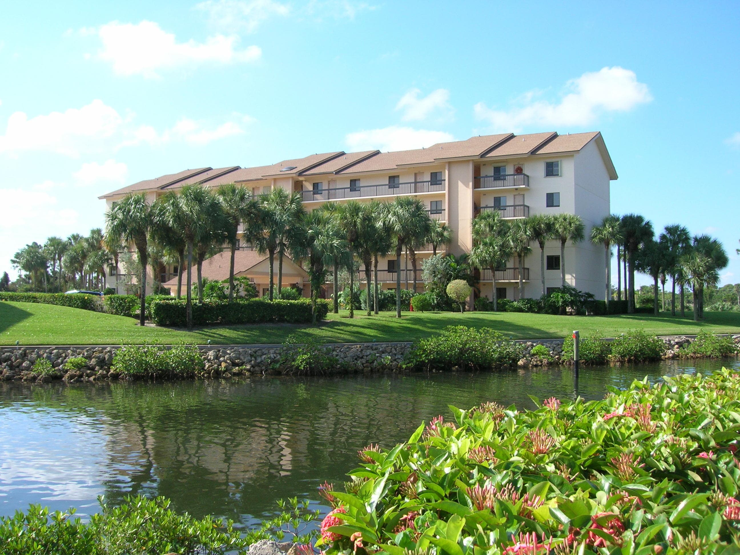2601 Marina Isle Way 402, Jupiter, FL 33477 — photo 50 of 58