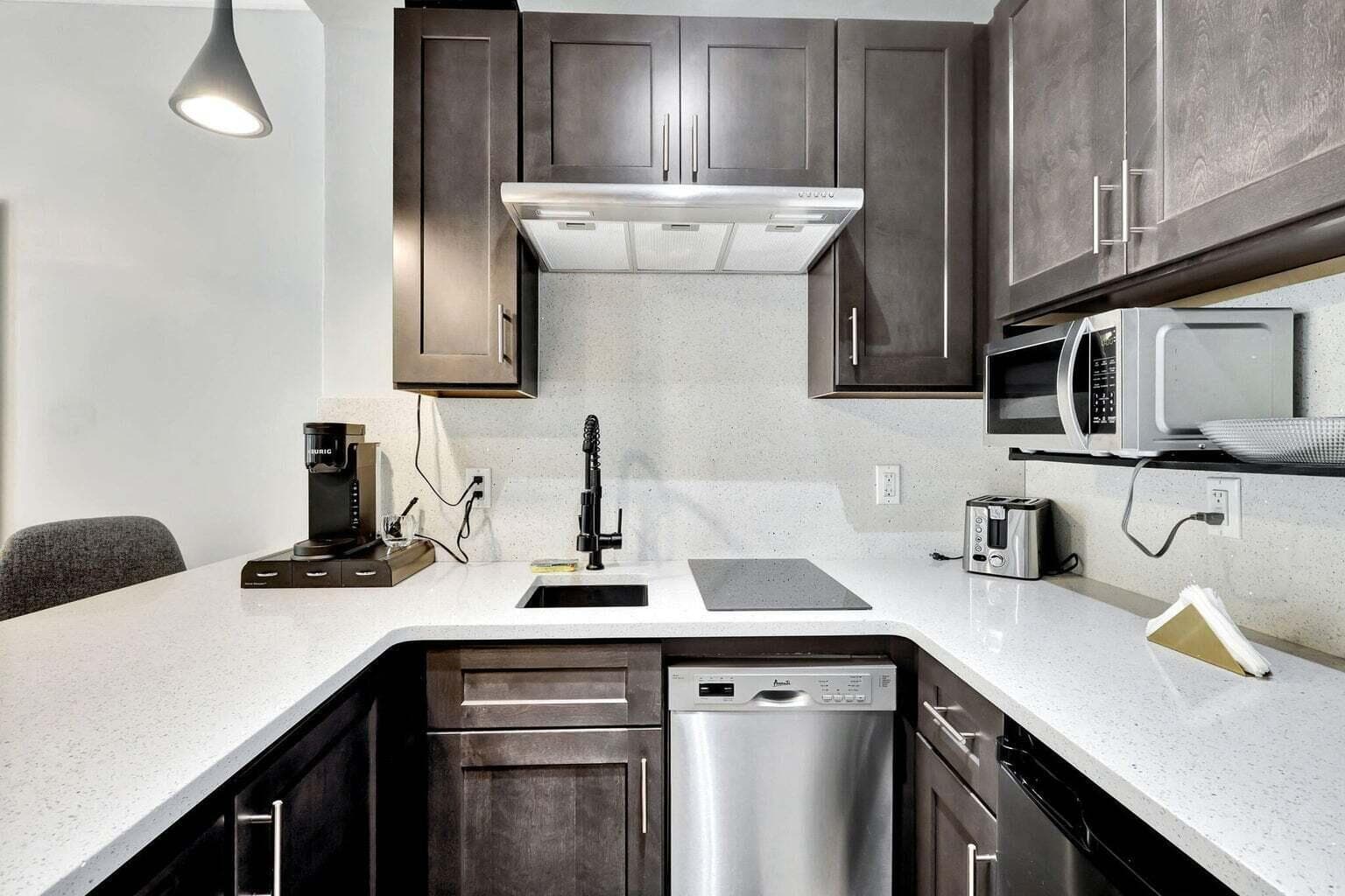 235 E Sunrise Avenue 2241, Palm Beach, FL 33480 — photo 5 of 19