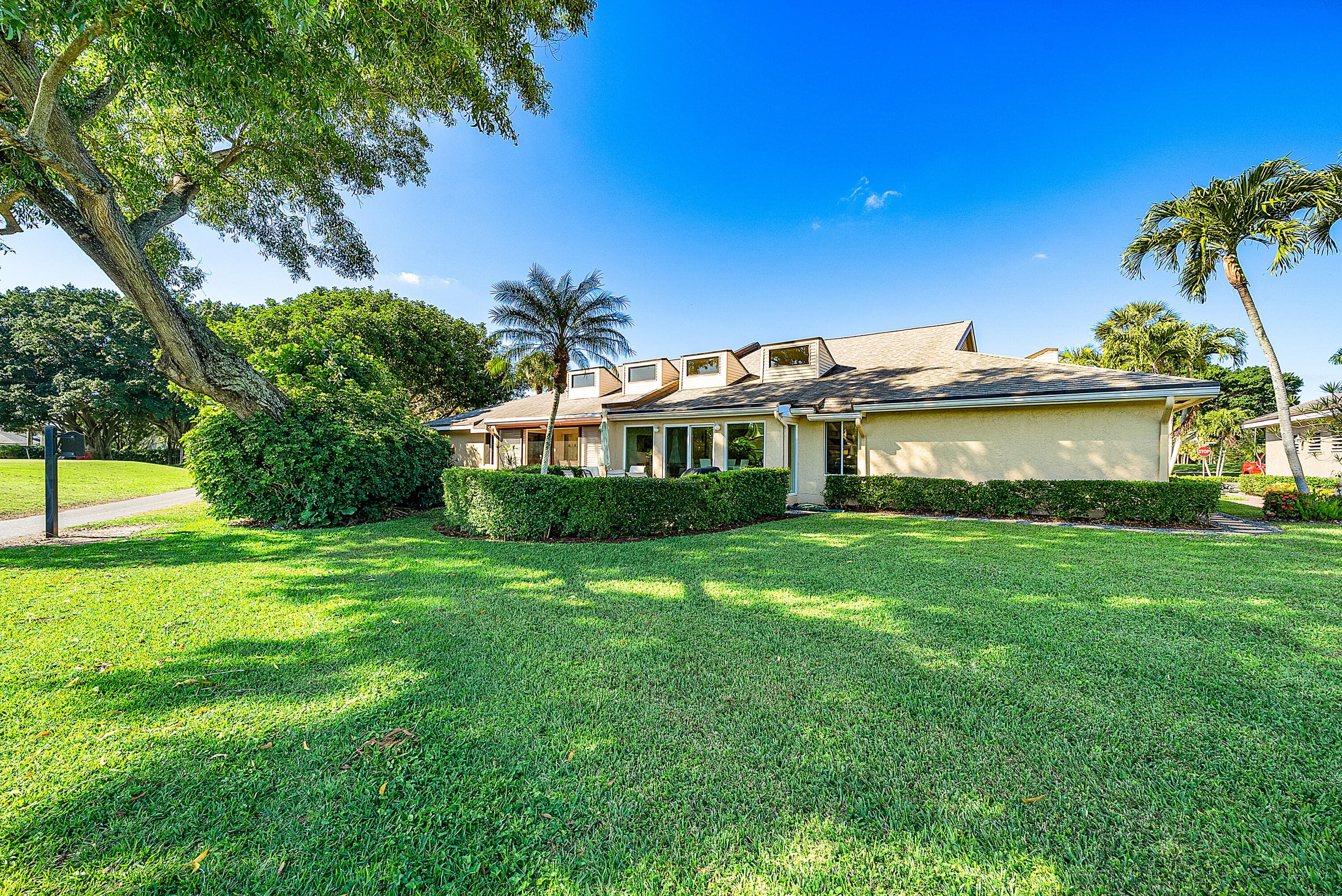 6858 Fountains Circle, Lake Worth, FL 33467 — photo 37 of 52