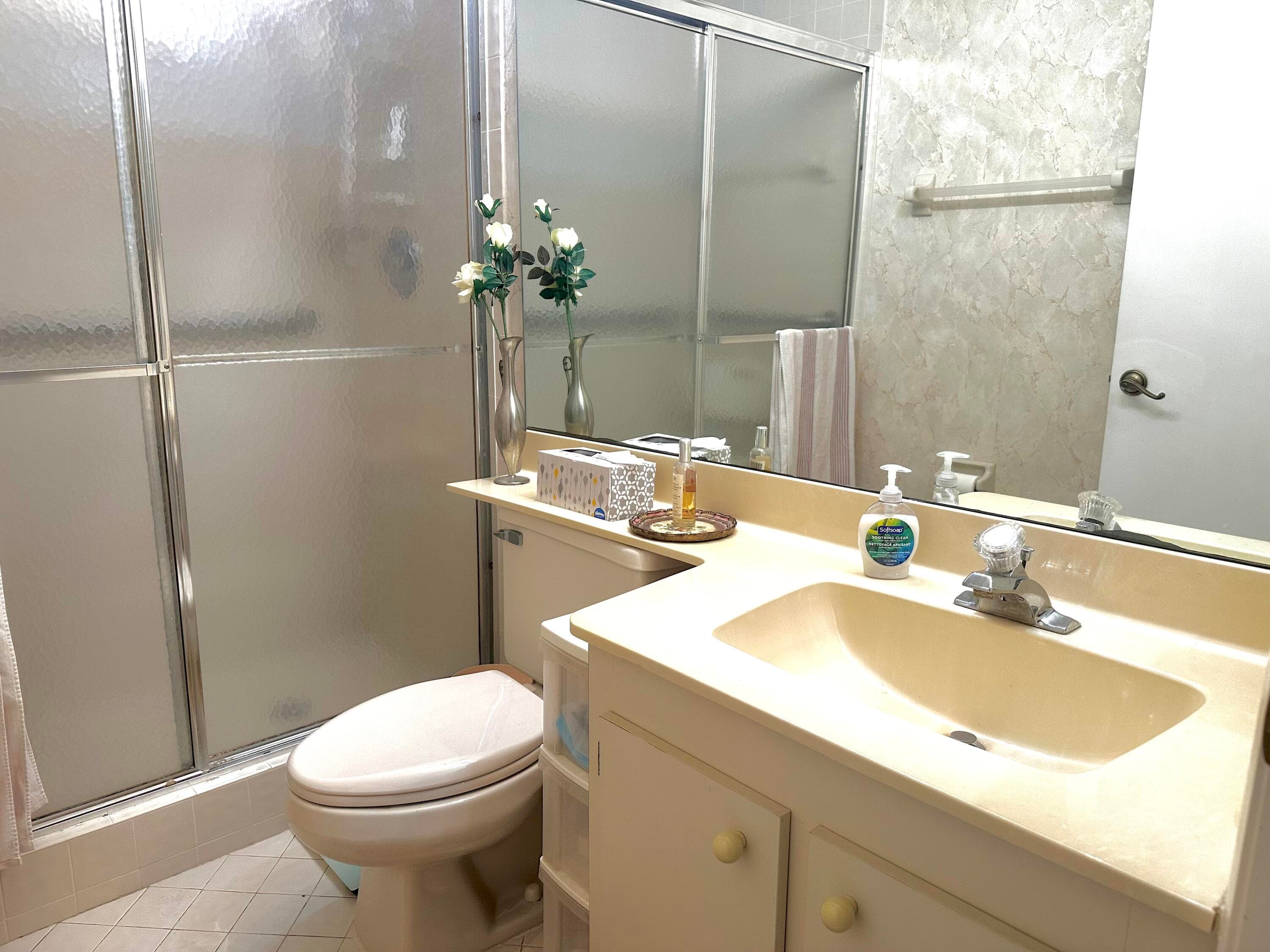 25 Pelican Pointe Drive 201, Delray Beach, FL 33483 — photo 18 of 35