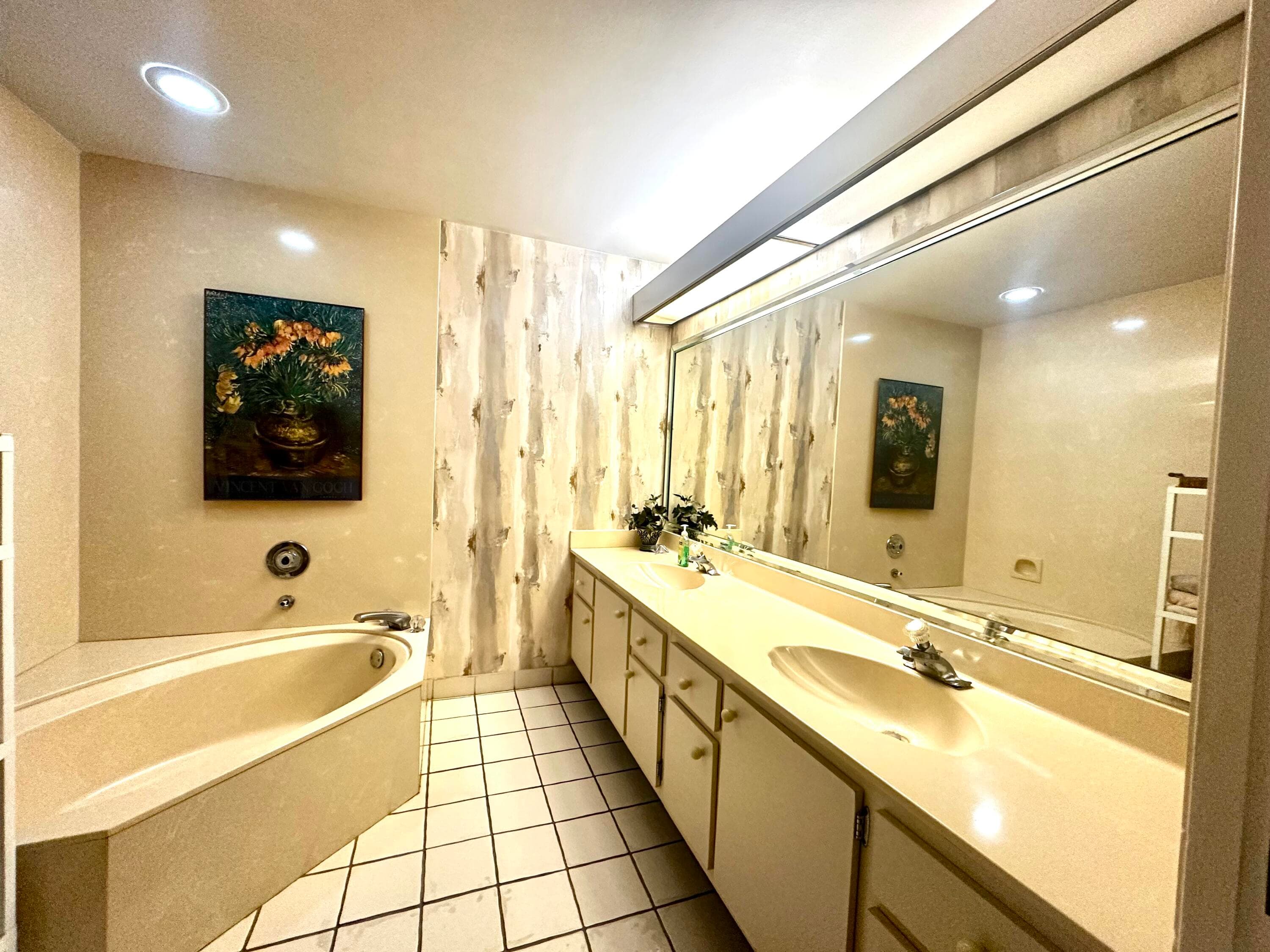 25 Pelican Pointe Drive 201, Delray Beach, FL 33483 — photo 23 of 35