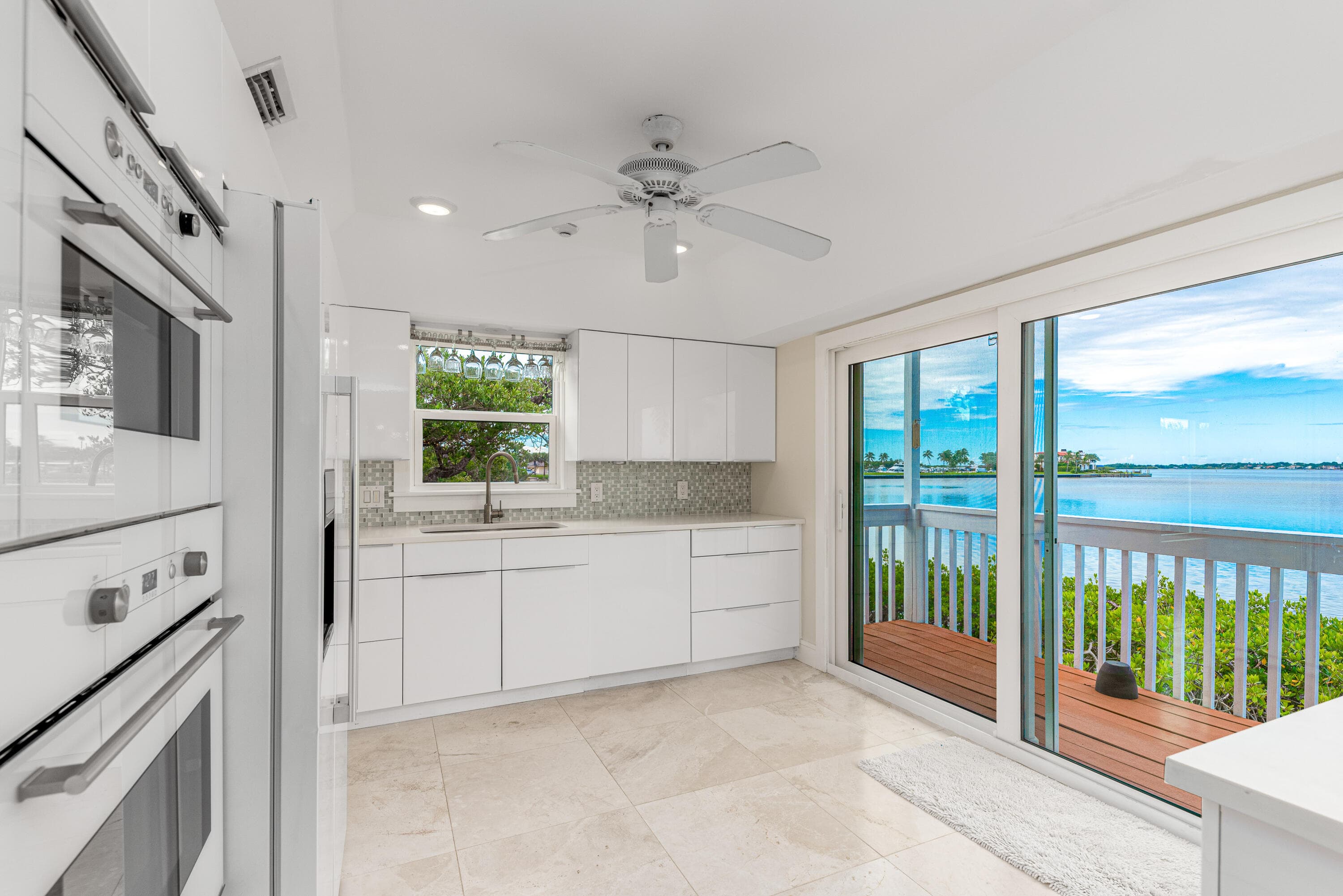 1470 SE Macarthur Boulevard, Stuart, FL 34996 — photo 5 of 17