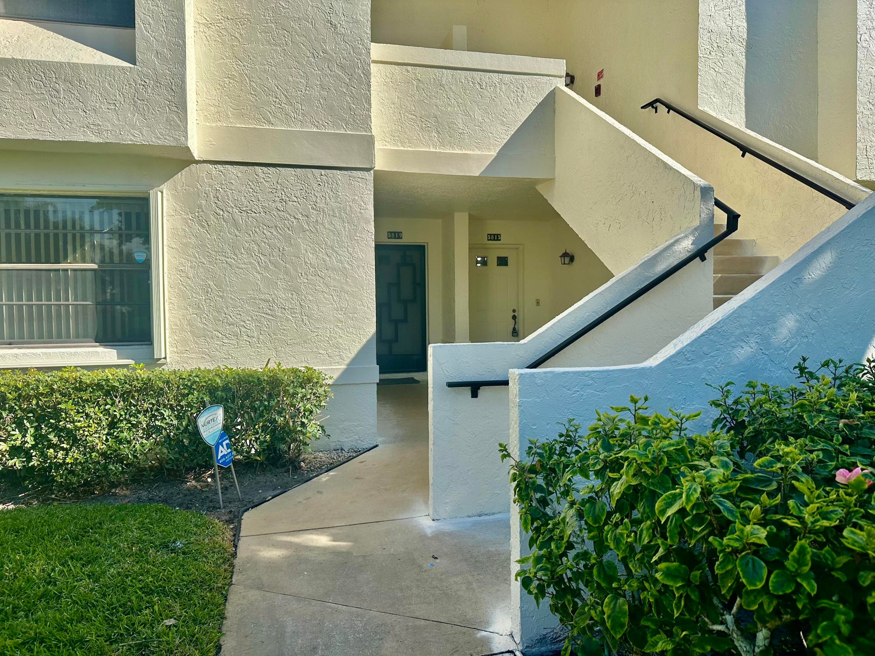 5819 Parkwalk Drive, Boynton Beach, FL 33472 — photo