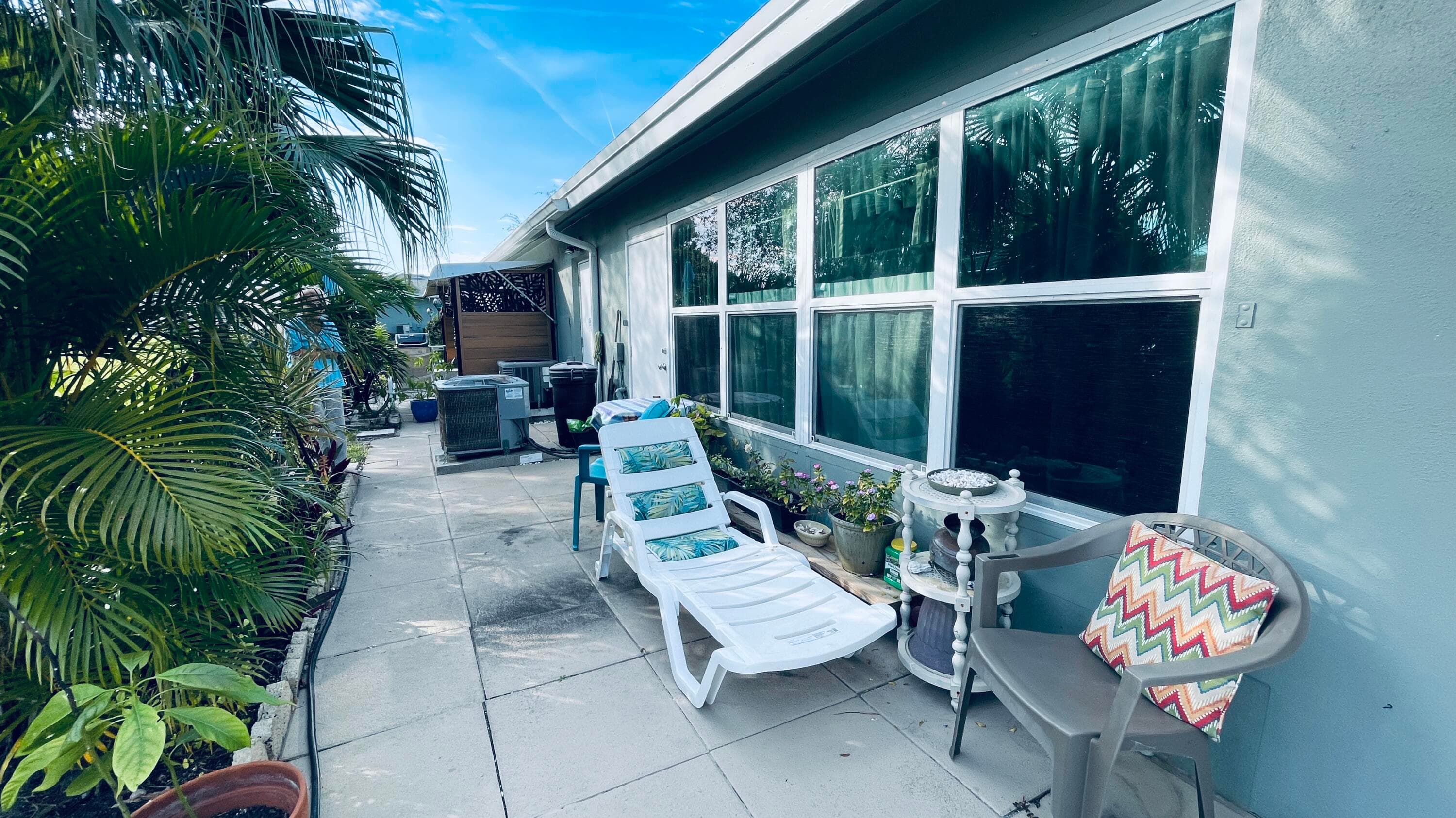 910 South Drive B, Delray Beach, FL 33445 — photo 13 of 25