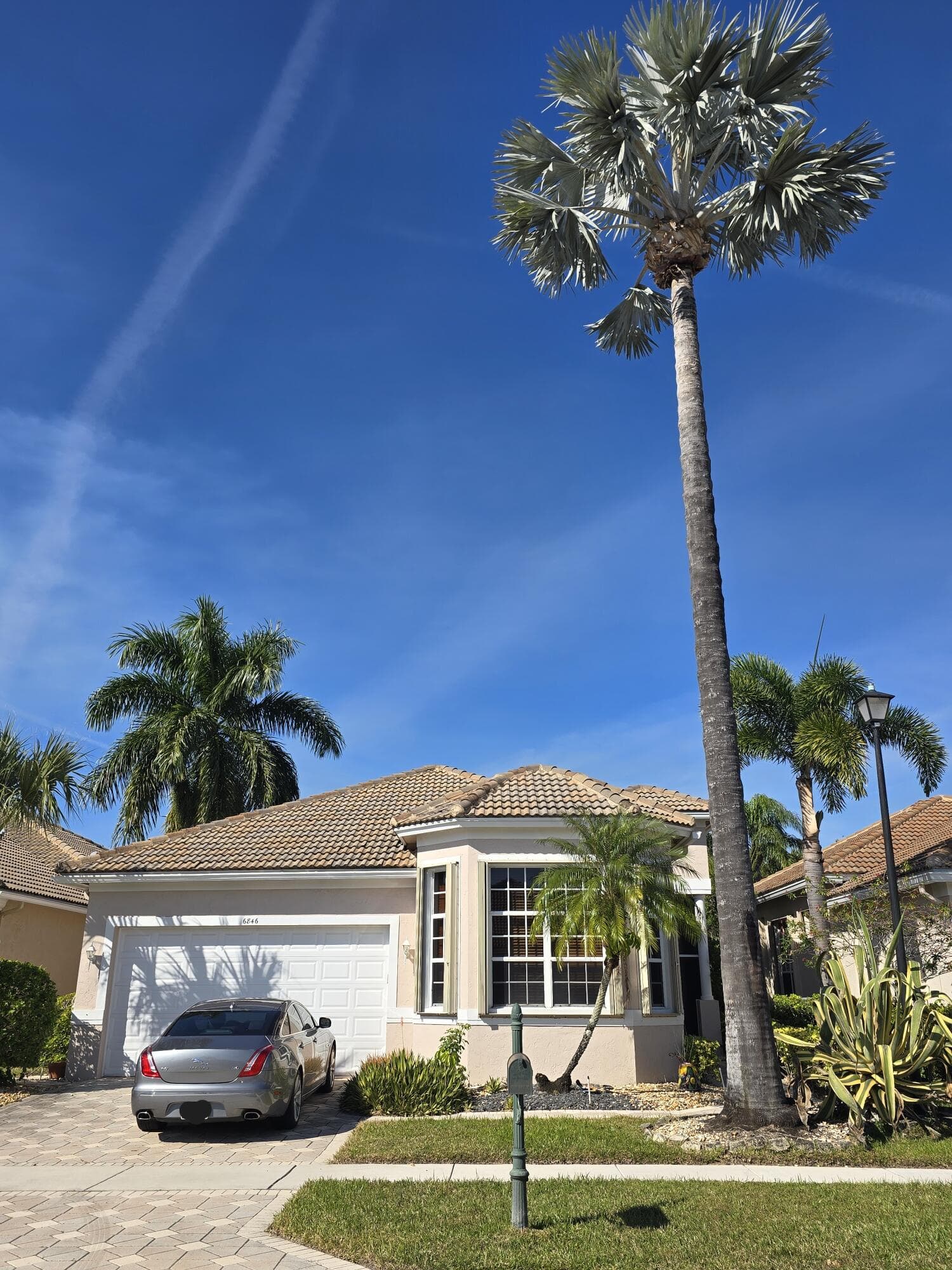 6846 Fairway Lakes Drive, Boynton Beach, FL 33472 — photo 2 of 32