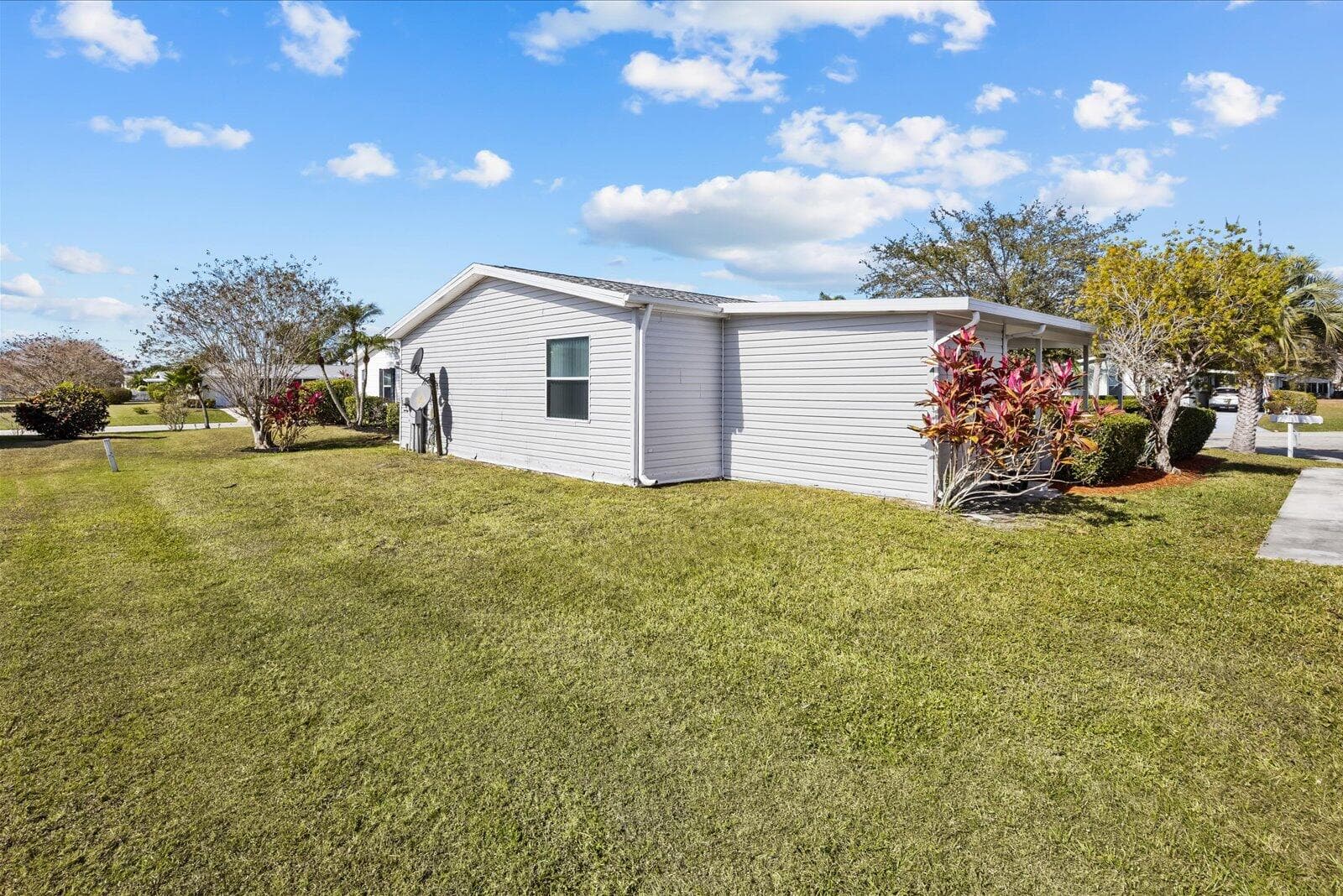 3805 Doral Court, Port St. Lucie, FL 34952 — photo 29 of 43