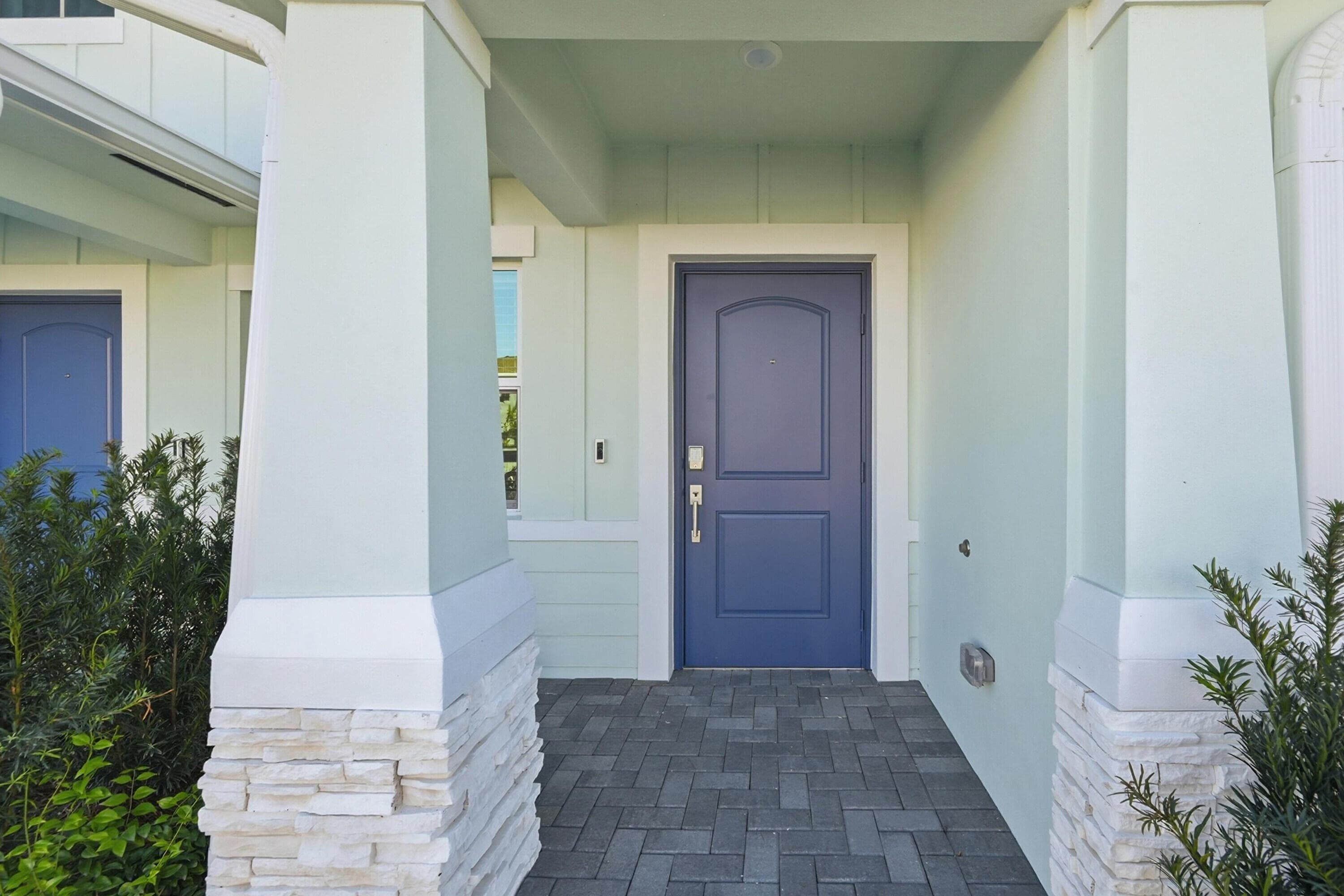 19568 Whispering Creek Road, Loxahatchee, FL 33470 — photo 2 of 30