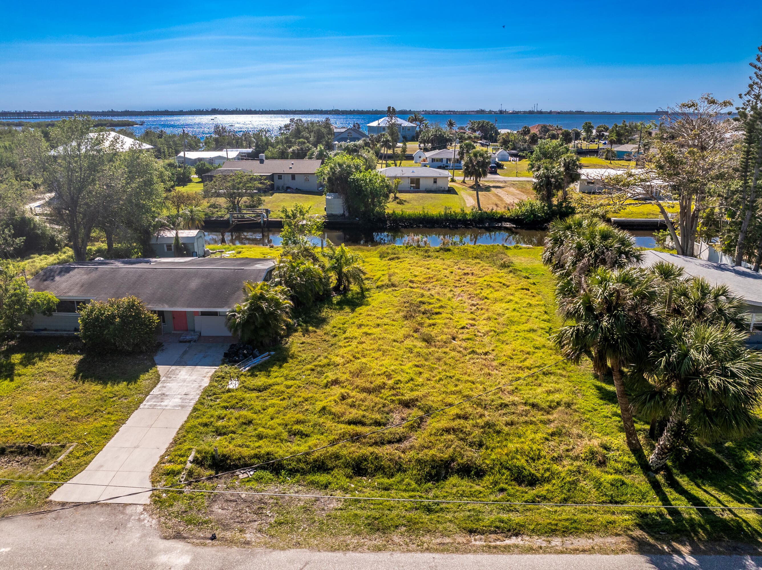 188 Danforth Drive, Port Charlotte, FL 33980 — photo 4 of 11