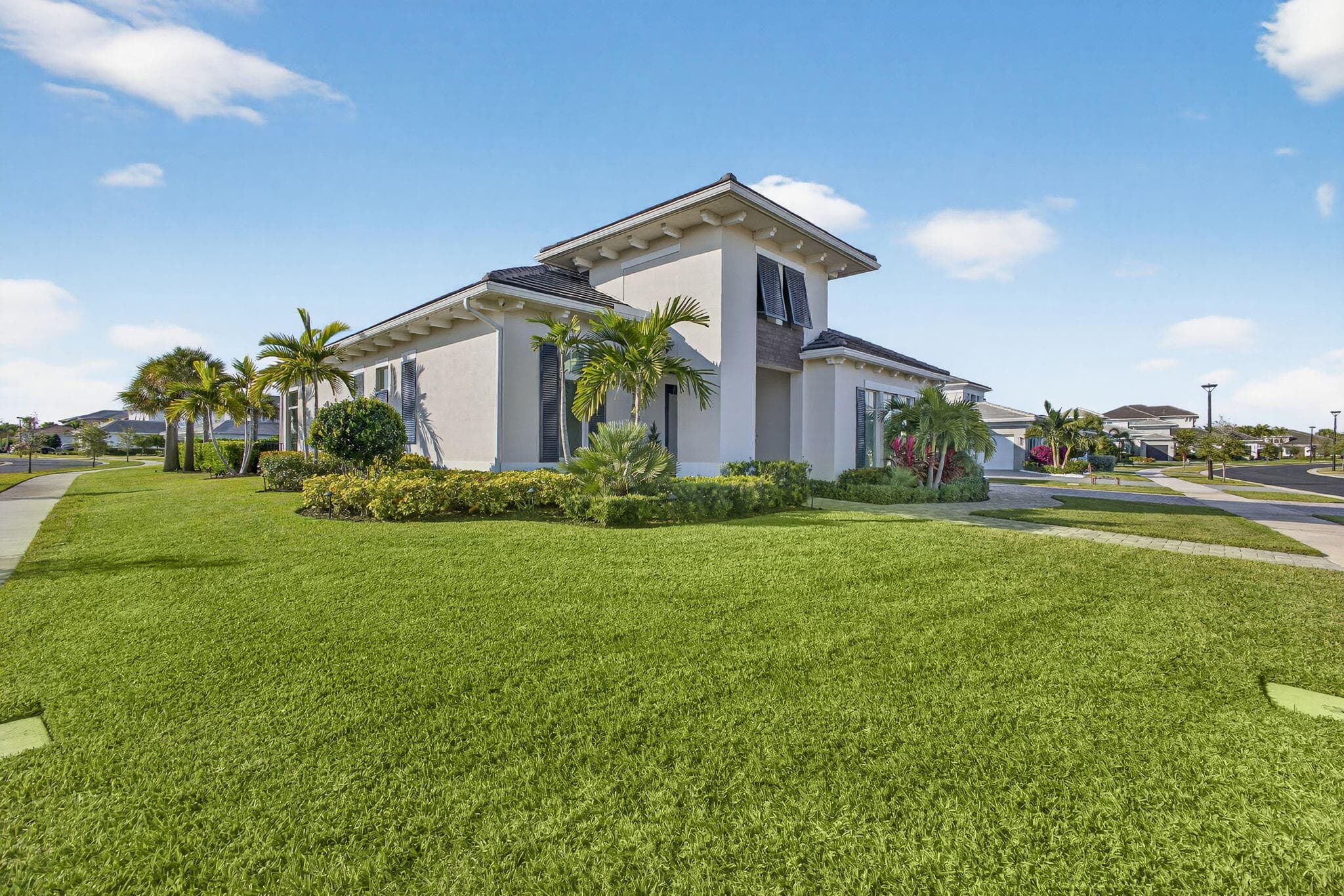 9261 Coral Isles Circle, Palm Beach Gardens, FL 33412 — photo 17 of 158