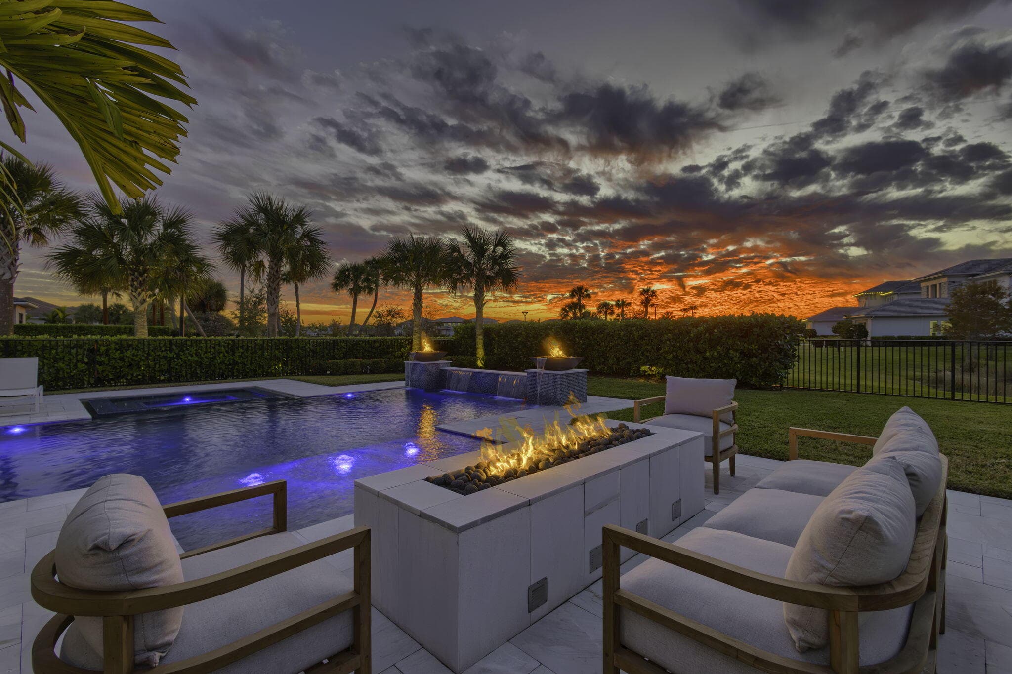 9261 Coral Isles Circle, Palm Beach Gardens, FL 33412 — photo 5 of 158