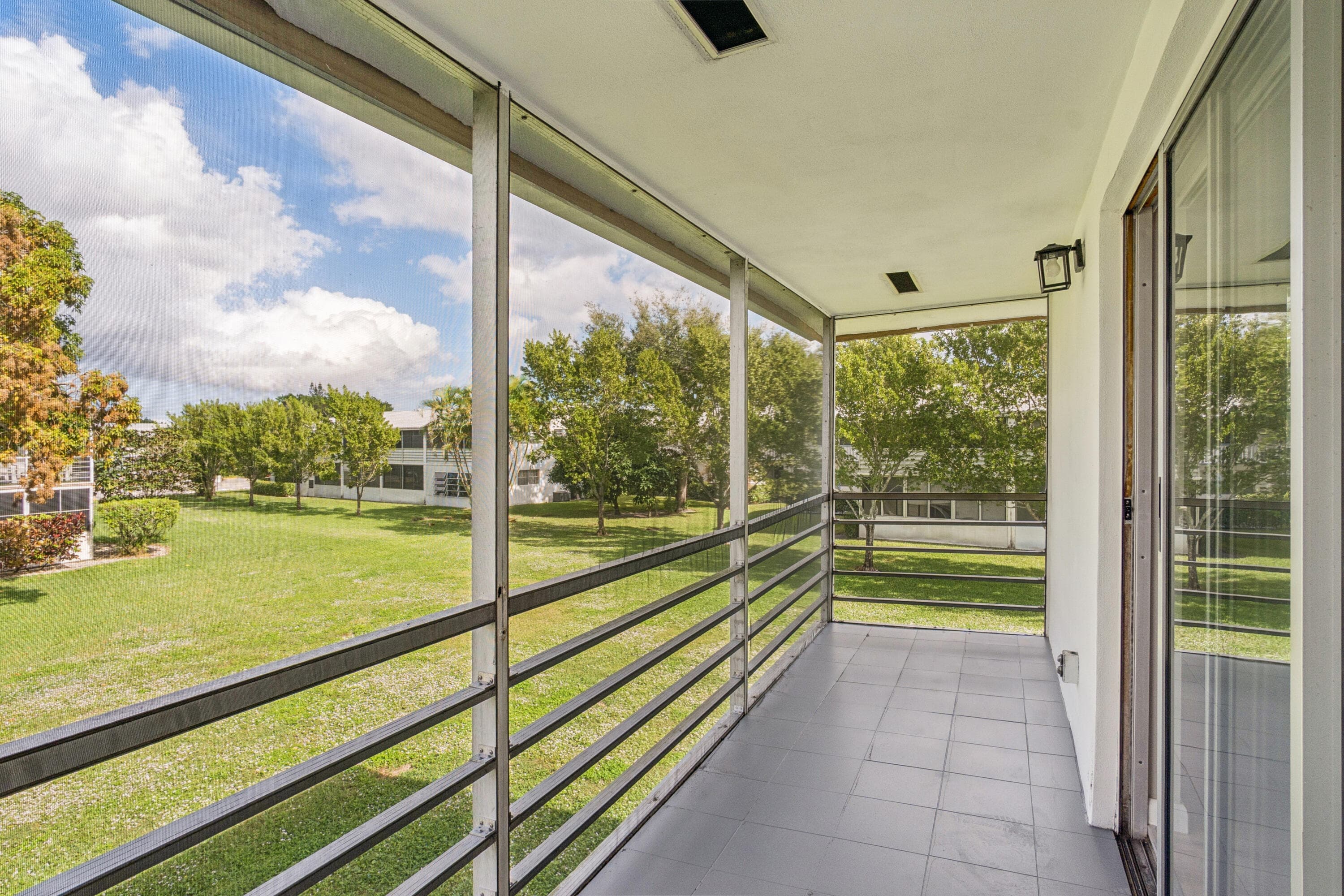 244 Camden J, West Palm Beach, FL 33417 — photo 17 of 19