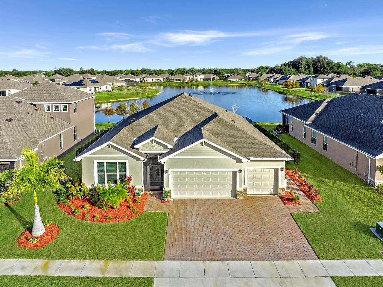 194 52nd Square, Vero Beach, FL 32968 — photo 2 of 30