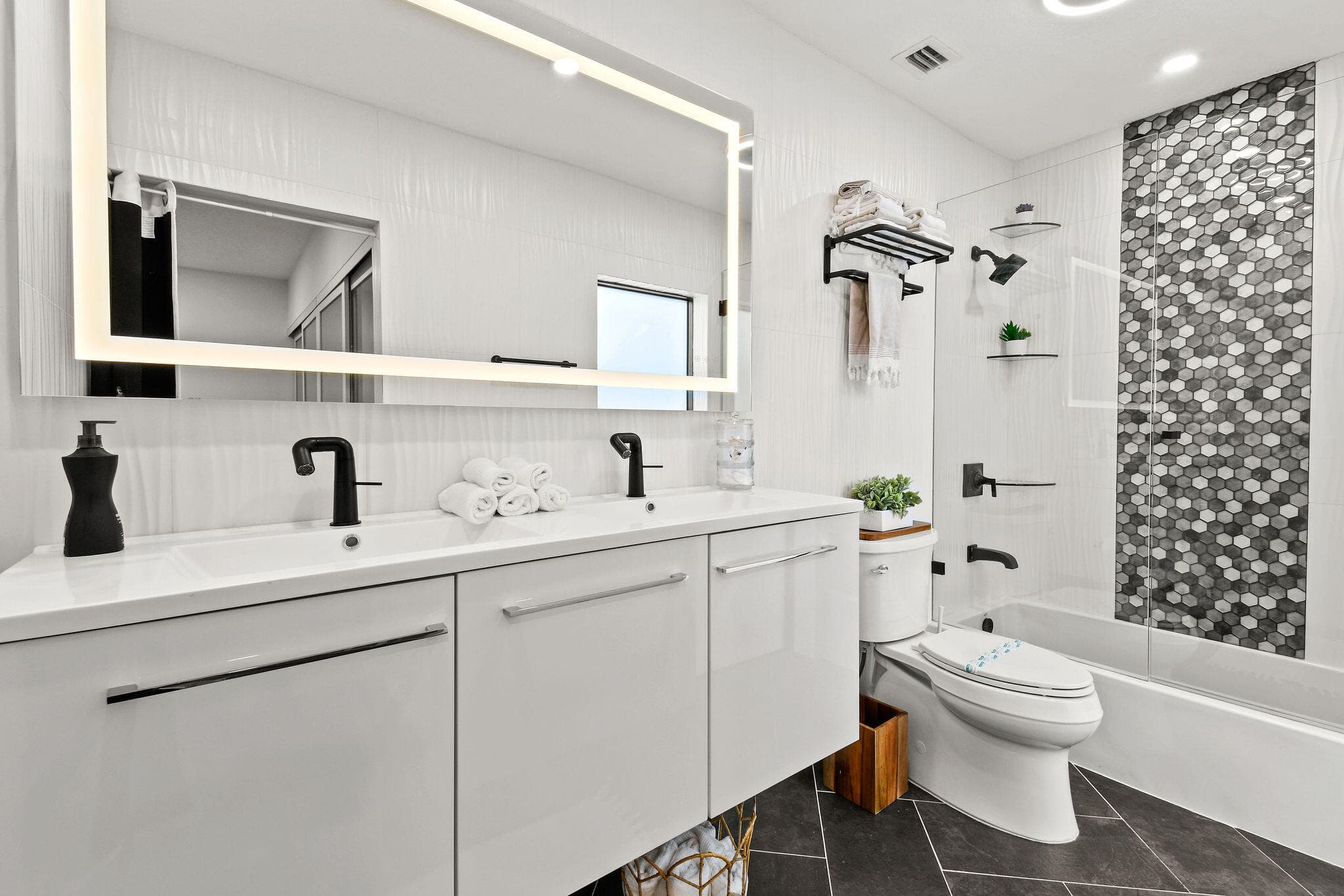 630 NE 15th Place, Boynton Beach, FL 33435 — photo 19 of 29