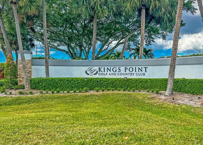 864 Normandy R 864, Delray Beach, FL 33484 — photo 38 of 72