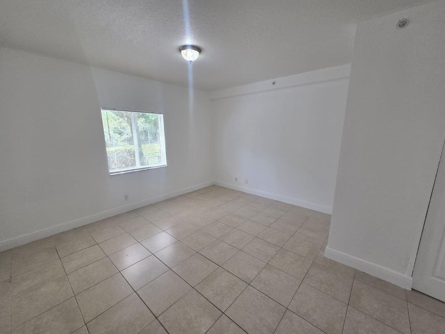 1161 Golden Lakes Boulevard 1315, West Palm Beach, FL 33411 — photo 9 of 23