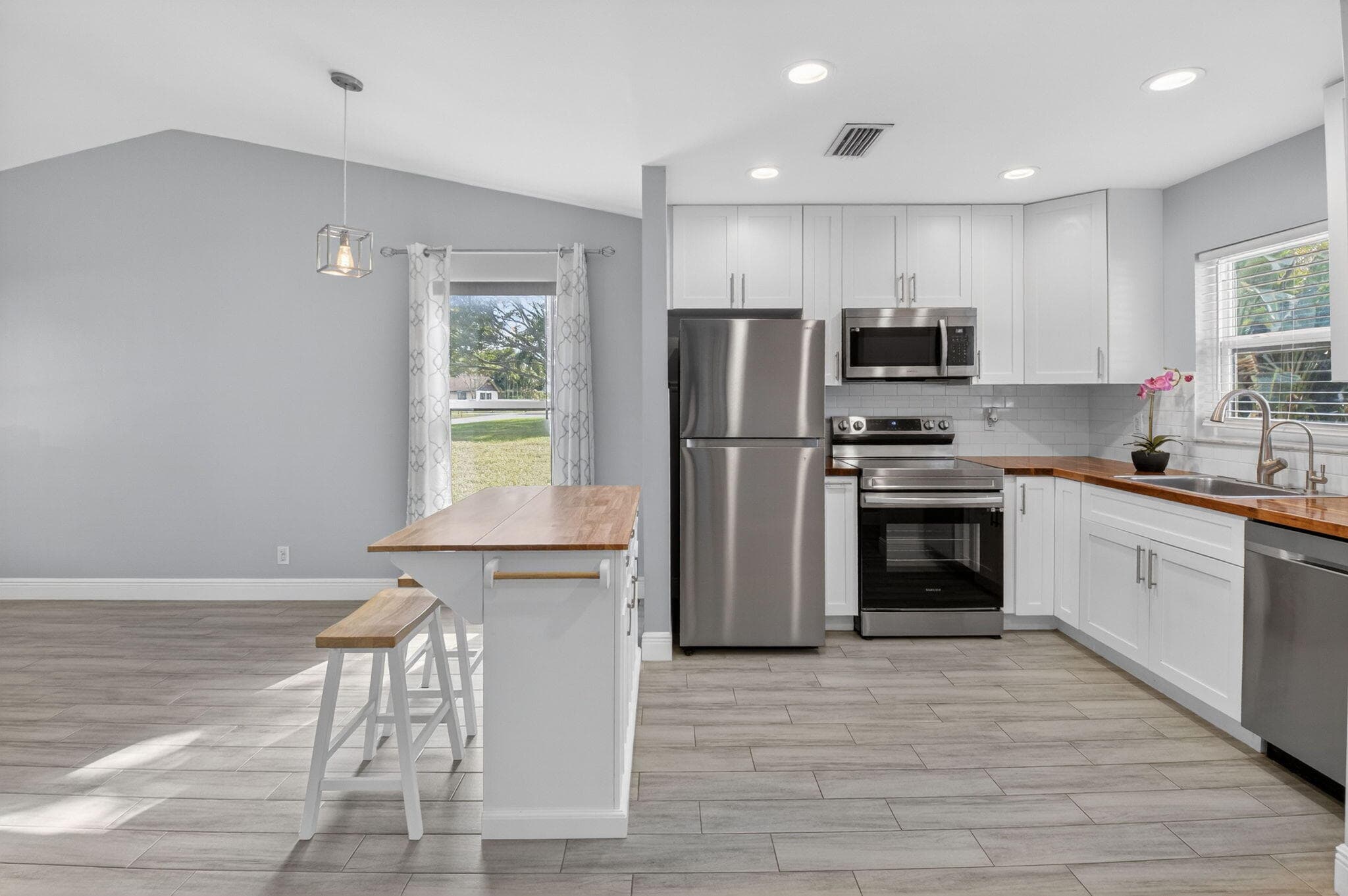 28 Via De Casas Norte 28, Boynton Beach, FL 33426 — photo 5 of 48