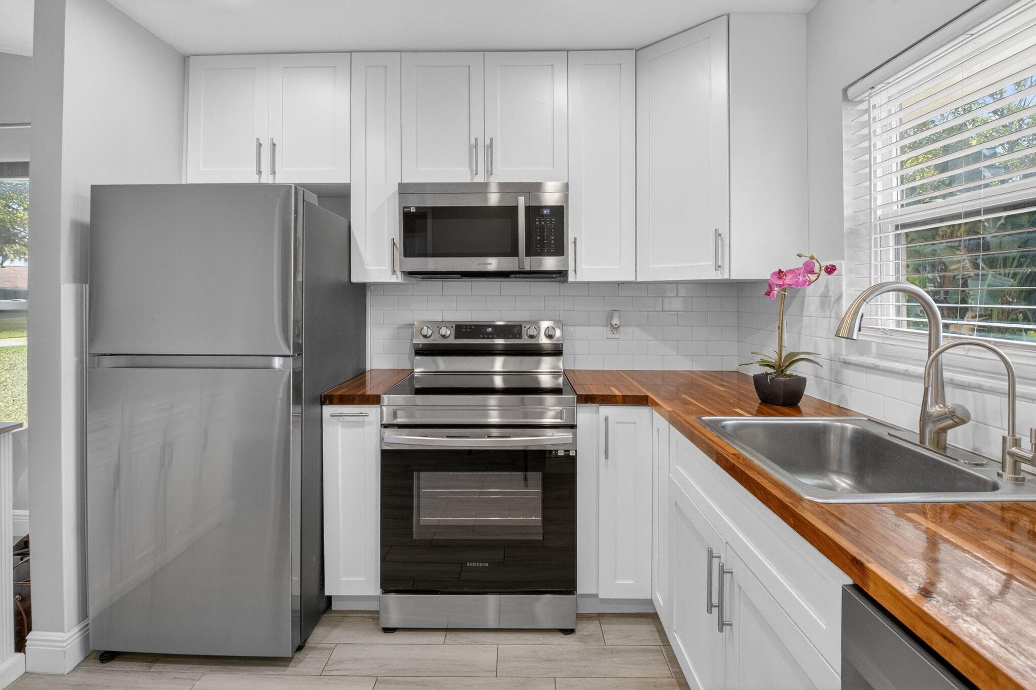 28 Via De Casas Norte 28, Boynton Beach, FL 33426 — photo 8 of 48