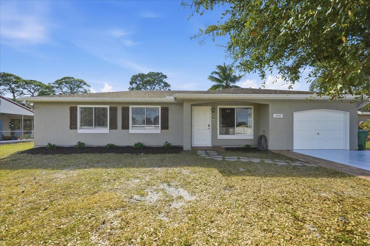 1969 SE Redwing Cir Circle, Port St. Lucie, FL 34952 — photo 4 of 41