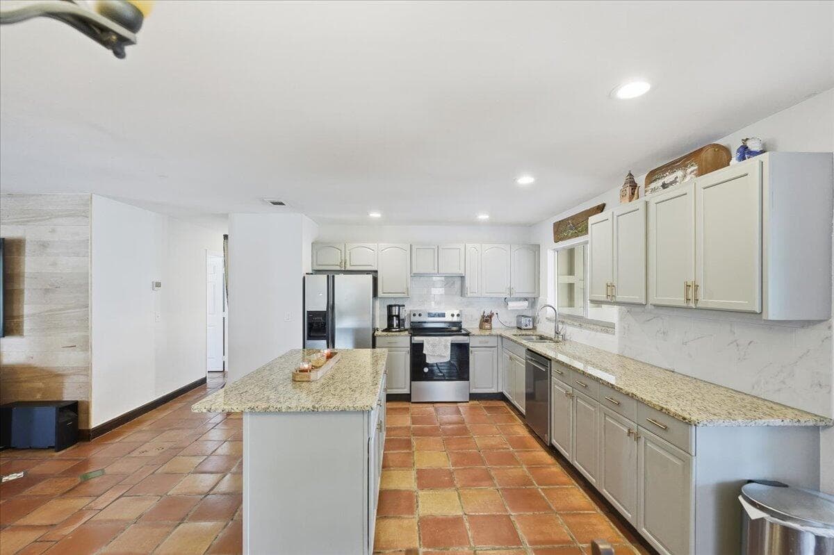 1969 SE Redwing Cir Circle, Port St. Lucie, FL 34952 — photo 8 of 41