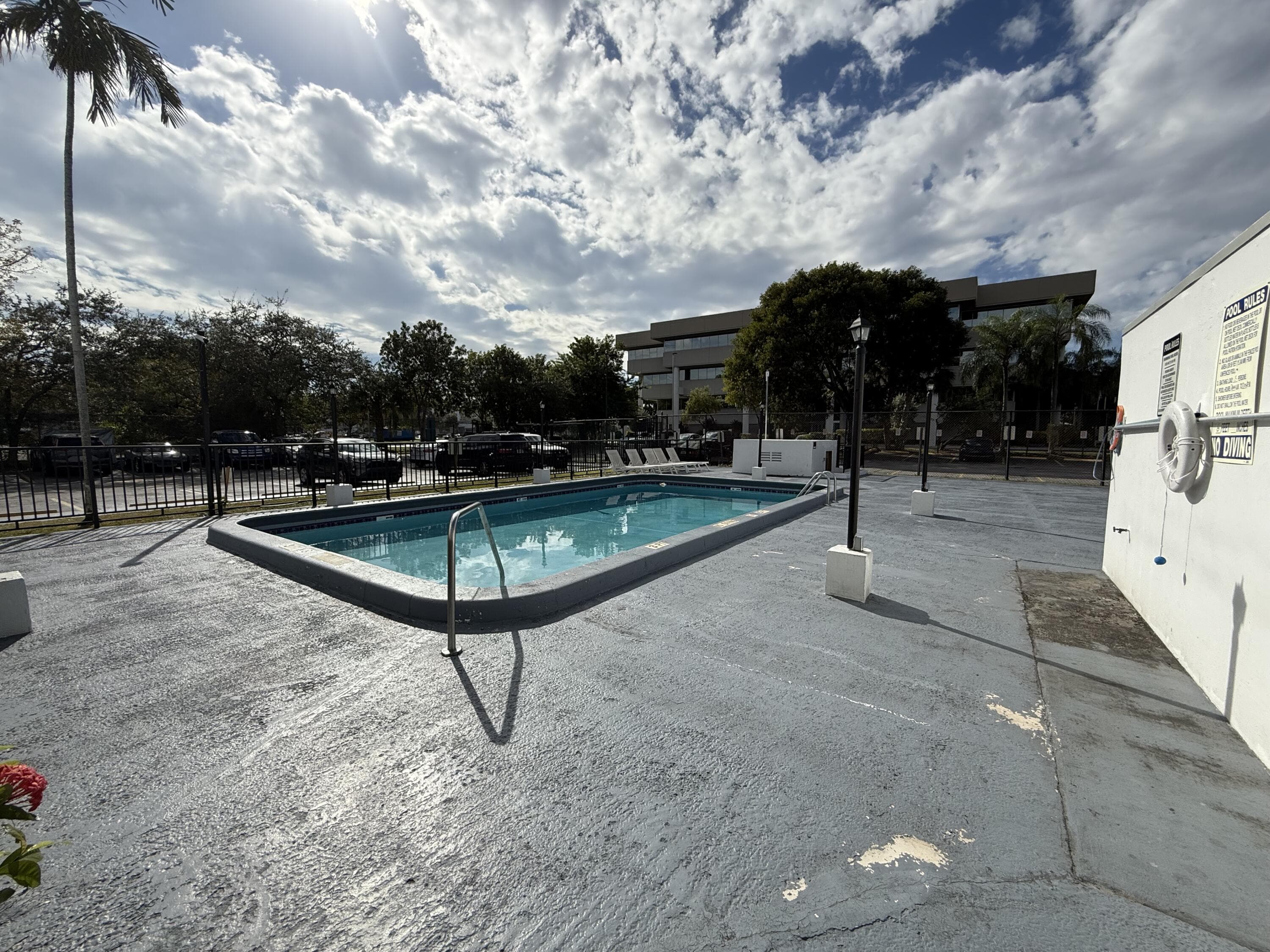 16450 NW 2nd Avenue 116, Miami, FL 33169 — photo 4 of 10