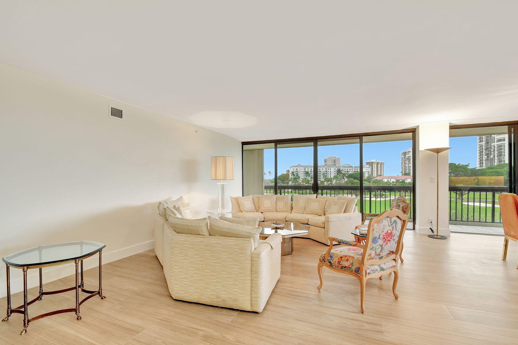 1900 Consulate Place 206, West Palm Beach, FL 33401 — photo 9 of 50