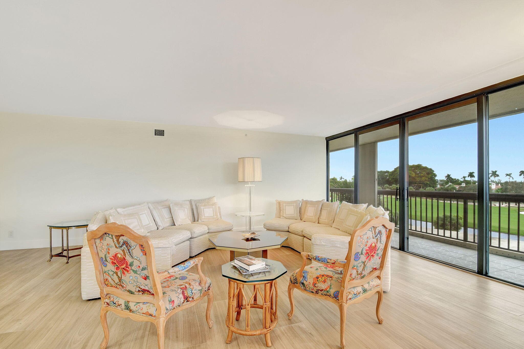 1900 Consulate Place 206, West Palm Beach, FL 33401 — photo 12 of 50