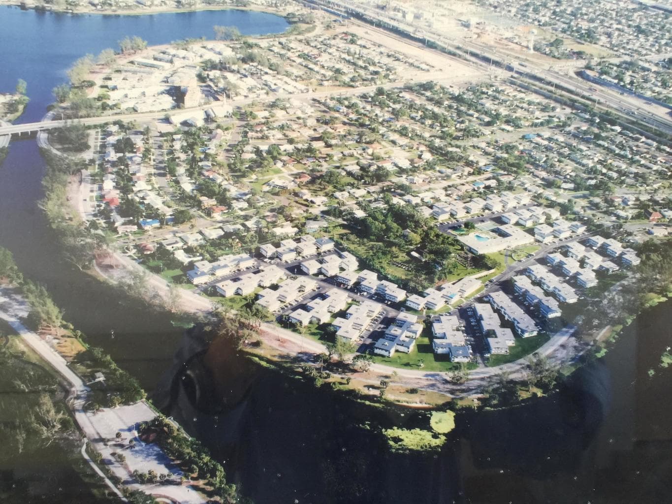 2960 Lake Osborne Drive 209, Lake Worth Beach, FL 33461 — photo 4 of 32