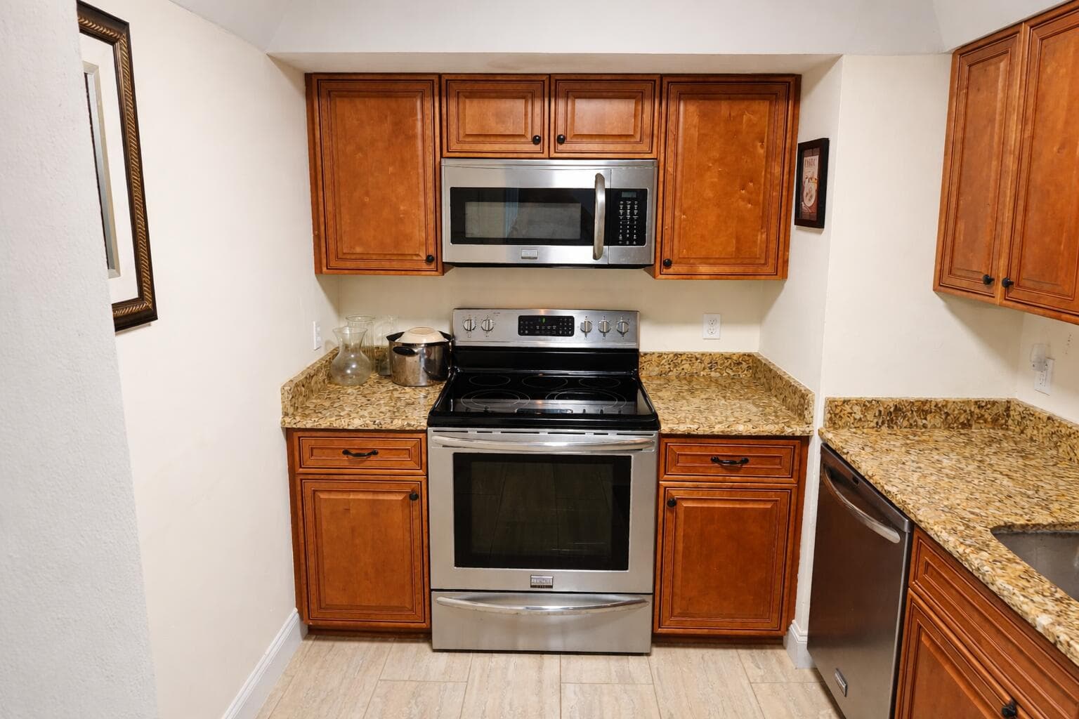 5600 N Flagler Drive 408, West Palm Beach, FL 33407 — photo 3 of 13