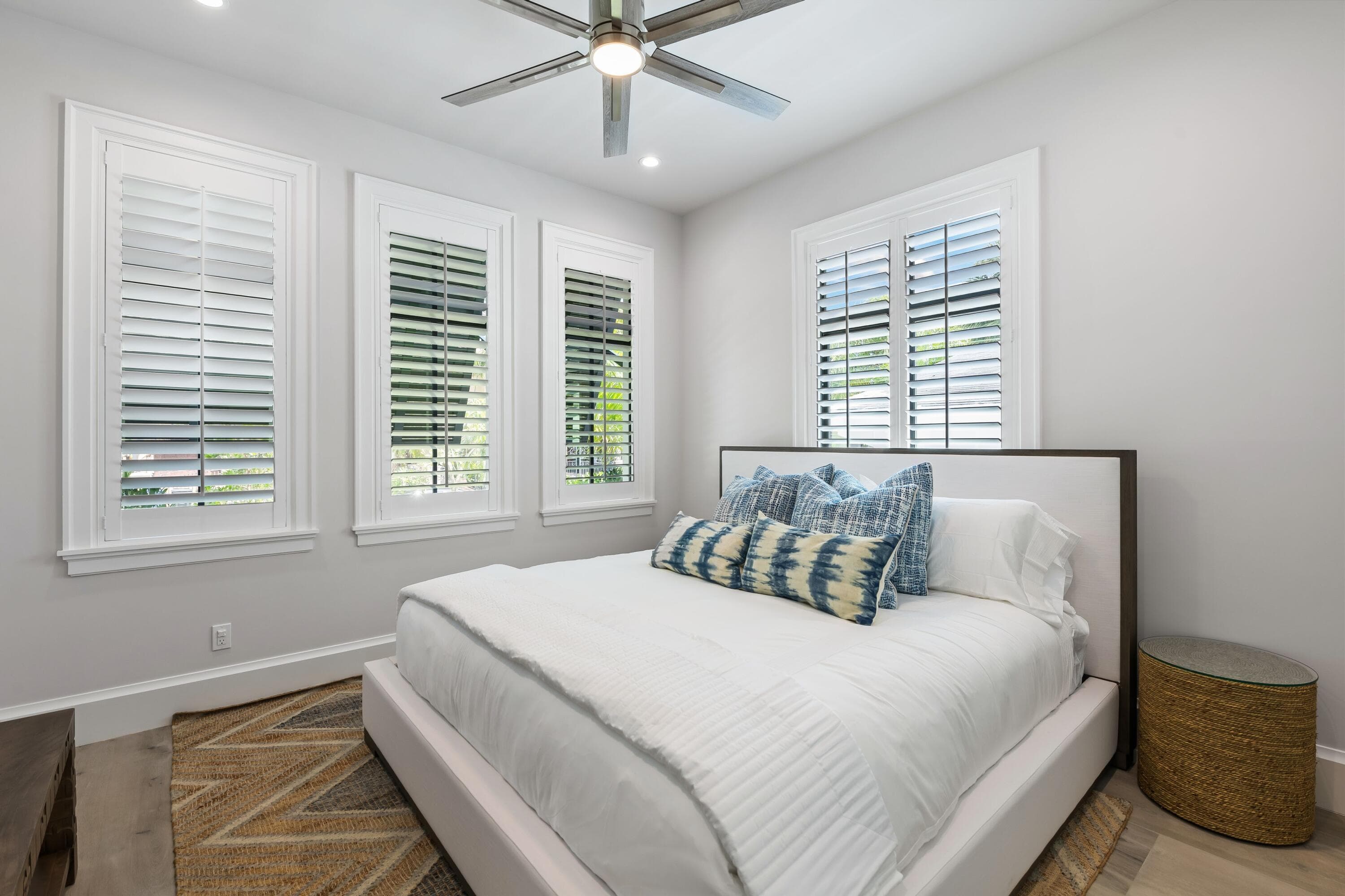 319 Coconut Isle Drive 3, Fort Lauderdale, FL 33301 — photo 24 of 31