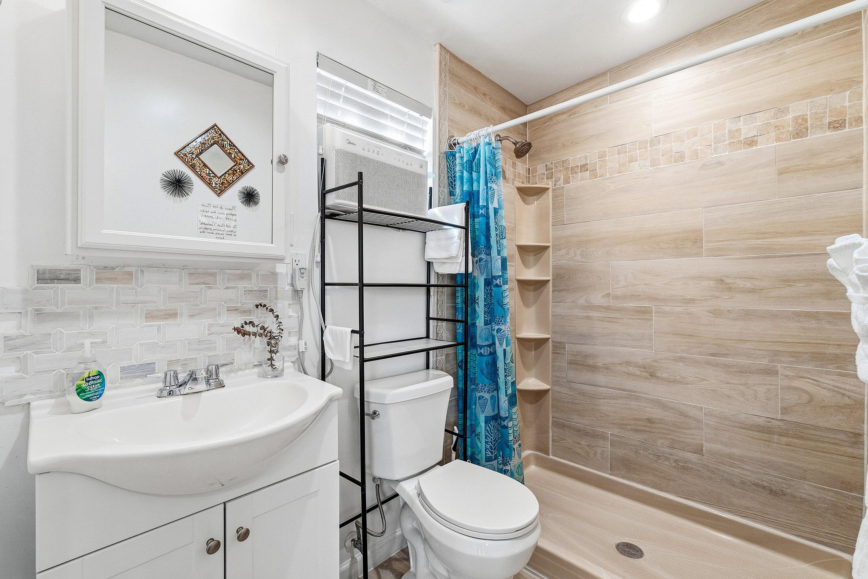 930 43rd Street, West Palm Beach, FL 33407 — photo 19 of 34
