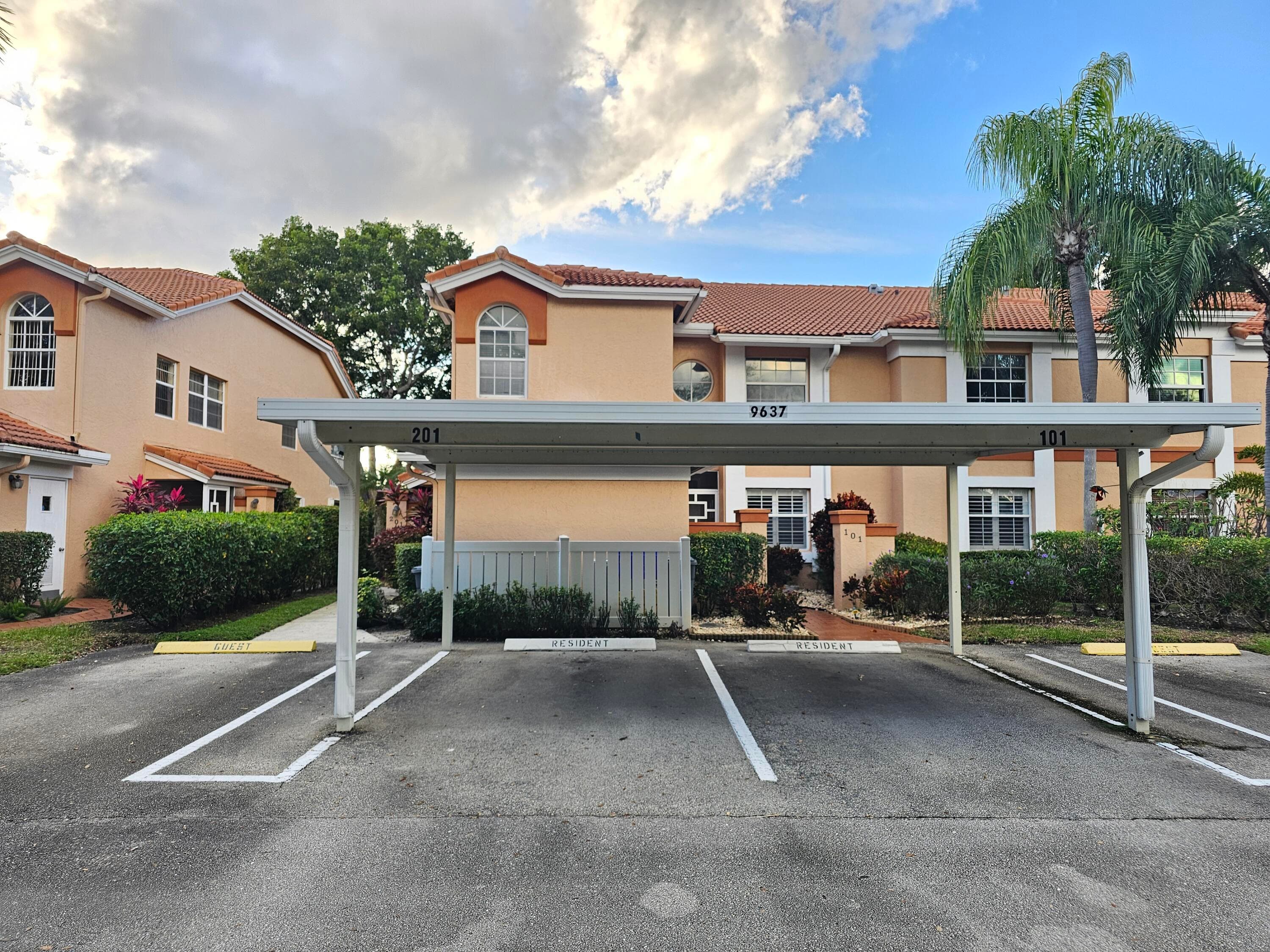 9637 Shadybrook Drive 201, Boynton Beach, FL 33437 — photo 2 of 24