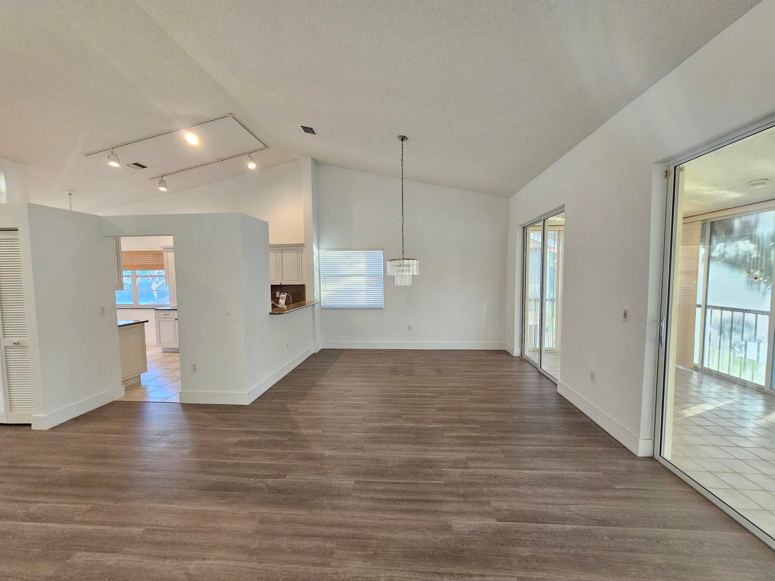 9637 Shadybrook Drive 201, Boynton Beach, FL 33437 — photo 6 of 24