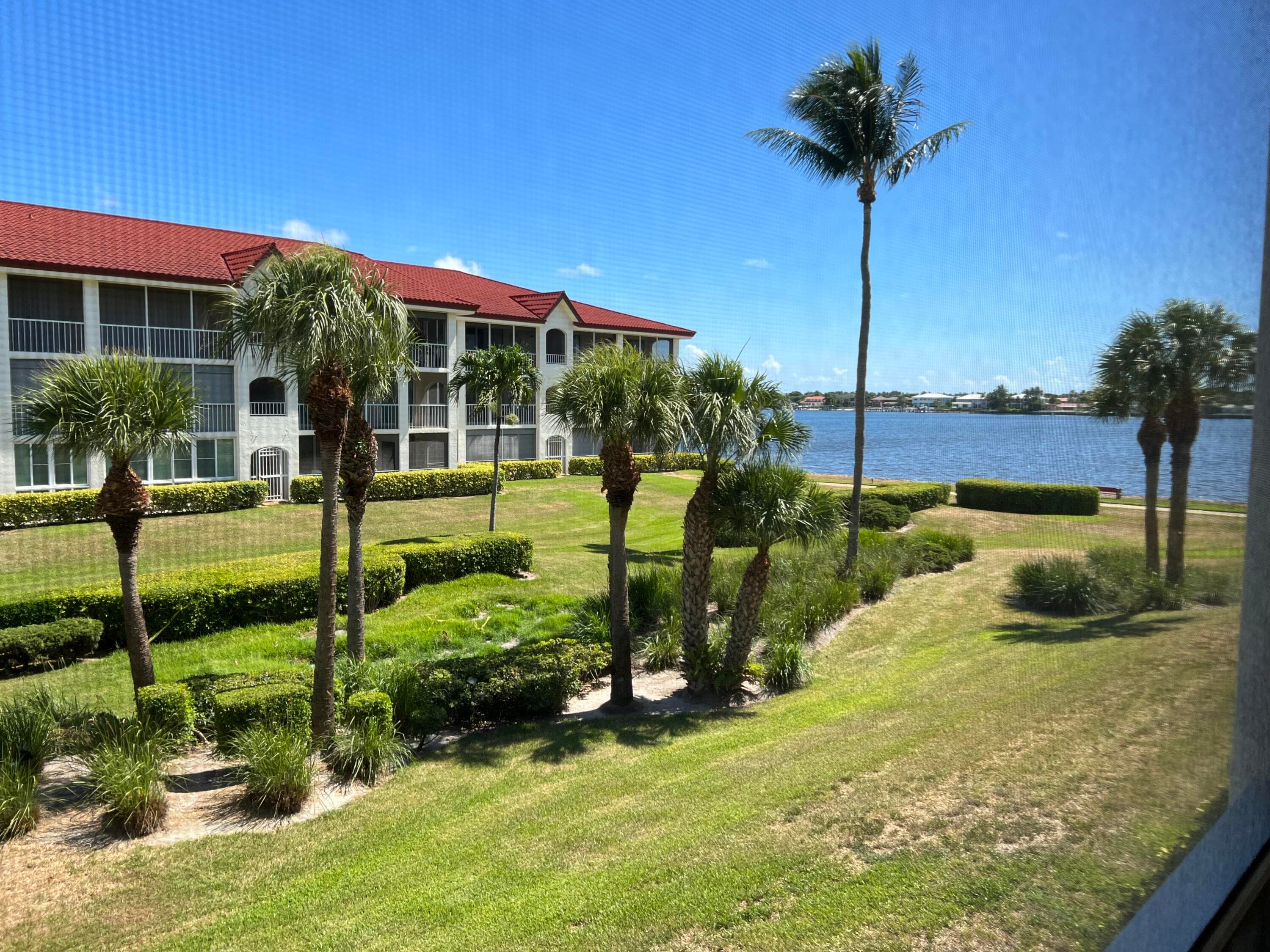 110 Half Moon Circle C1, Hypoluxo, FL 33462 — photo