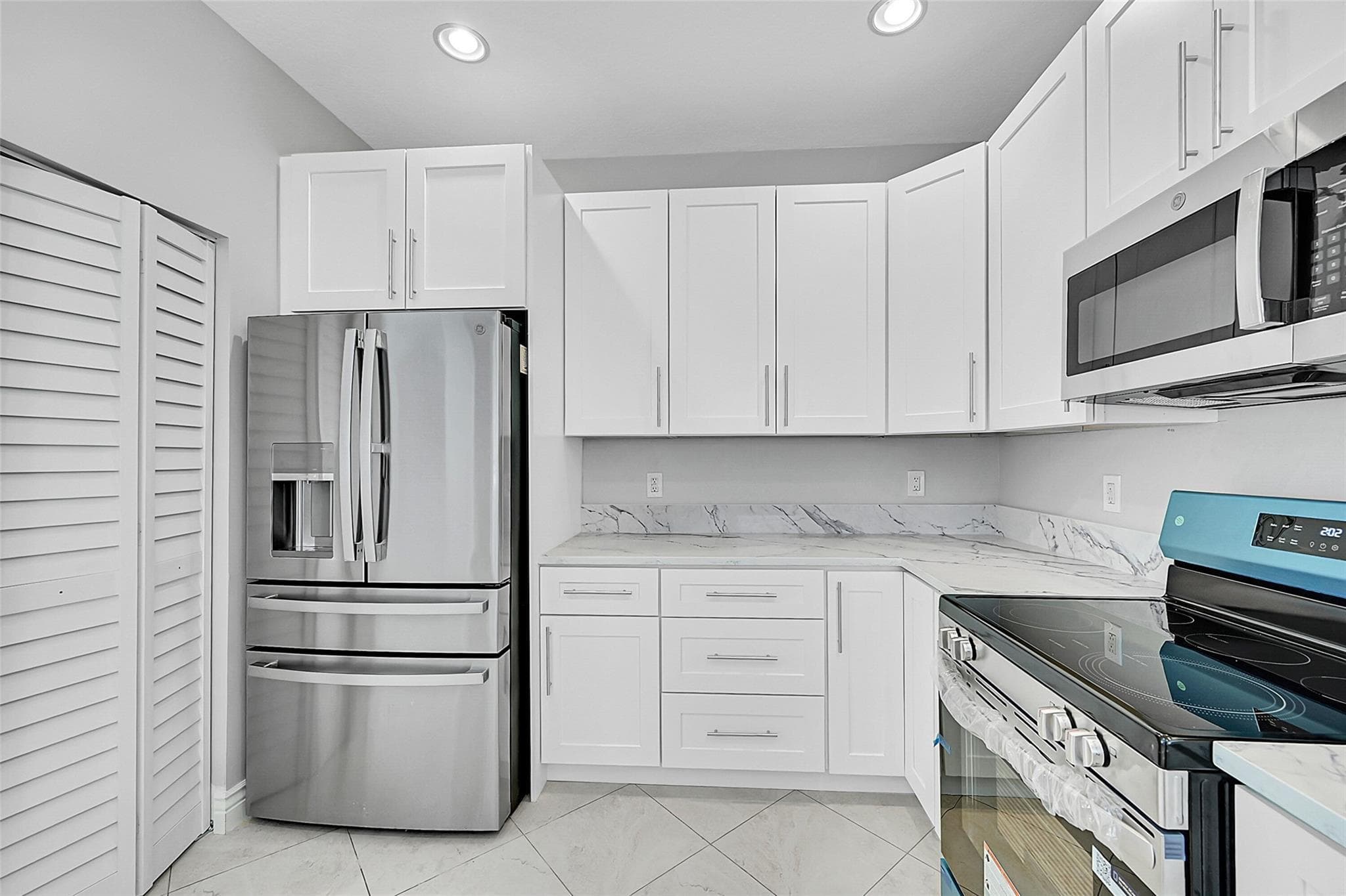 23269 Carolwood Lane 202, Boca Raton, FL 33428 — photo 17 of 52