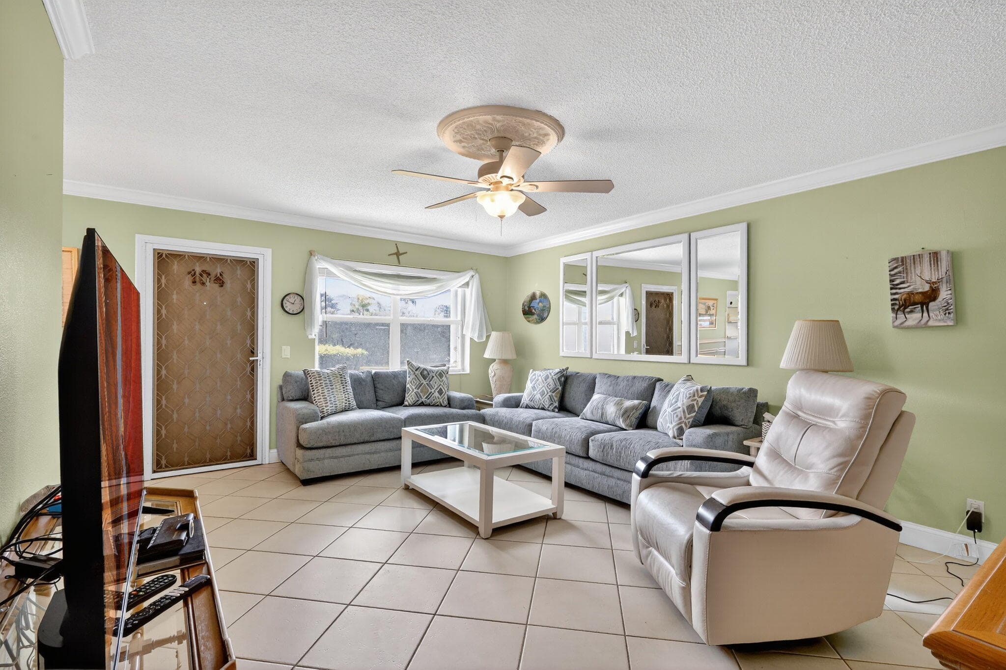 480 Horizons W 104, Boynton Beach, FL 33435 — photo 3 of 23