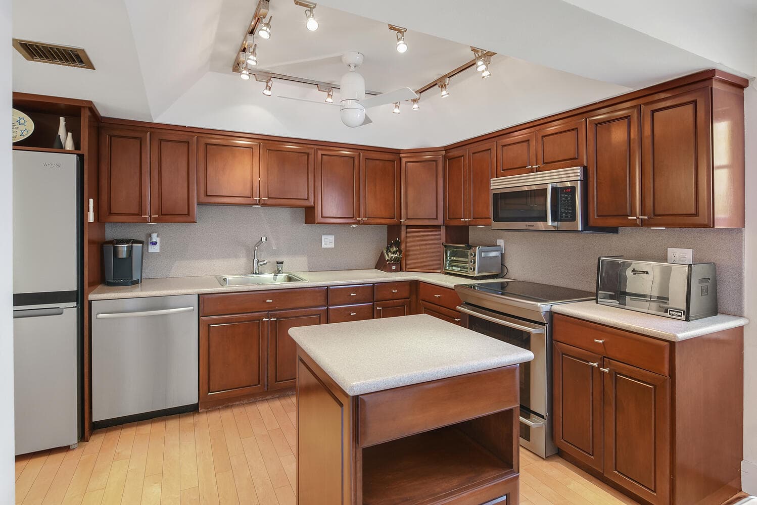 7369 Orangewood Lane 108, Boca Raton, FL 33433 — photo 15 of 66