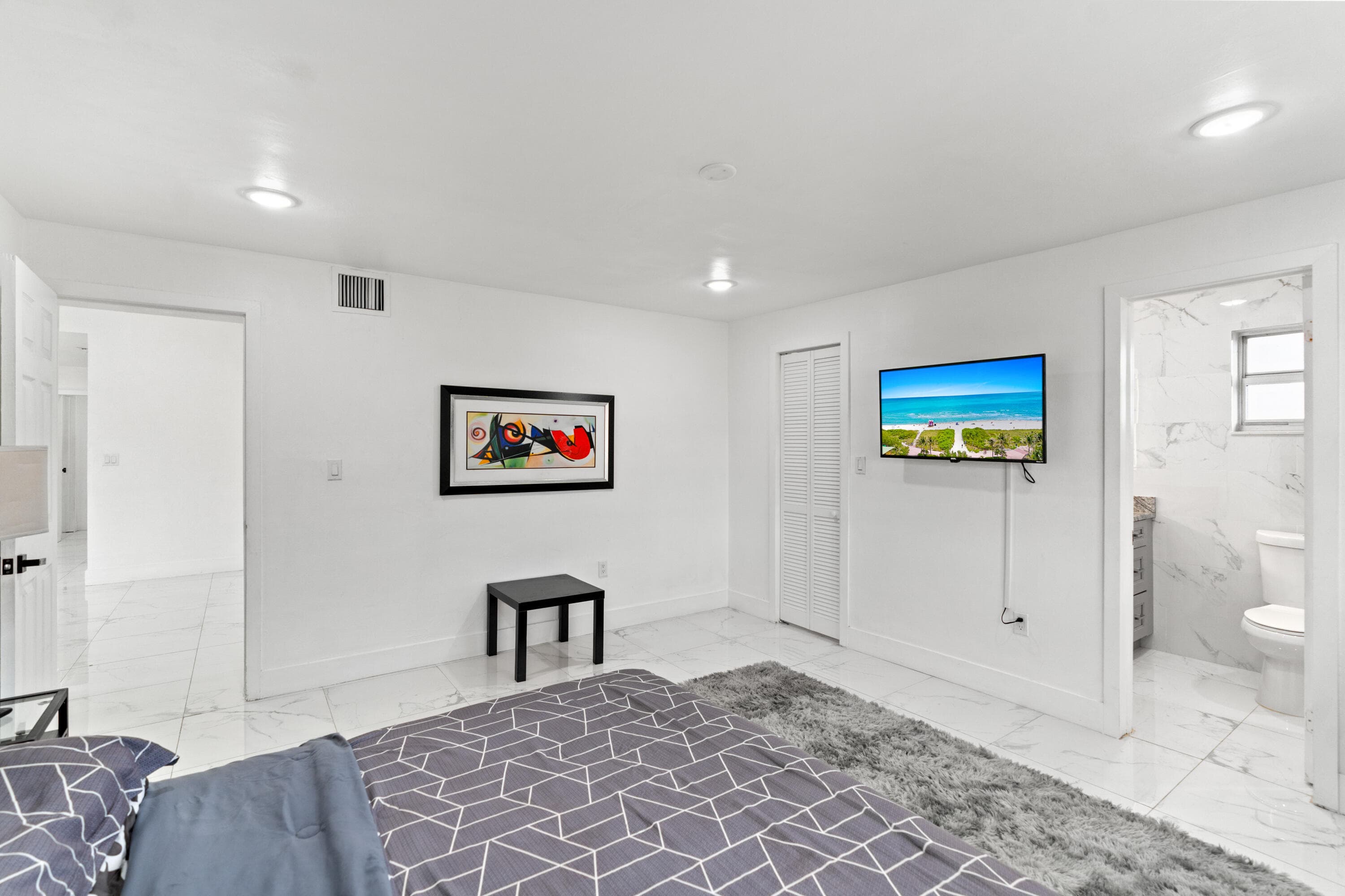 12805 NW 6th Avenue, North Miami, FL 33168 — photo 12 of 37