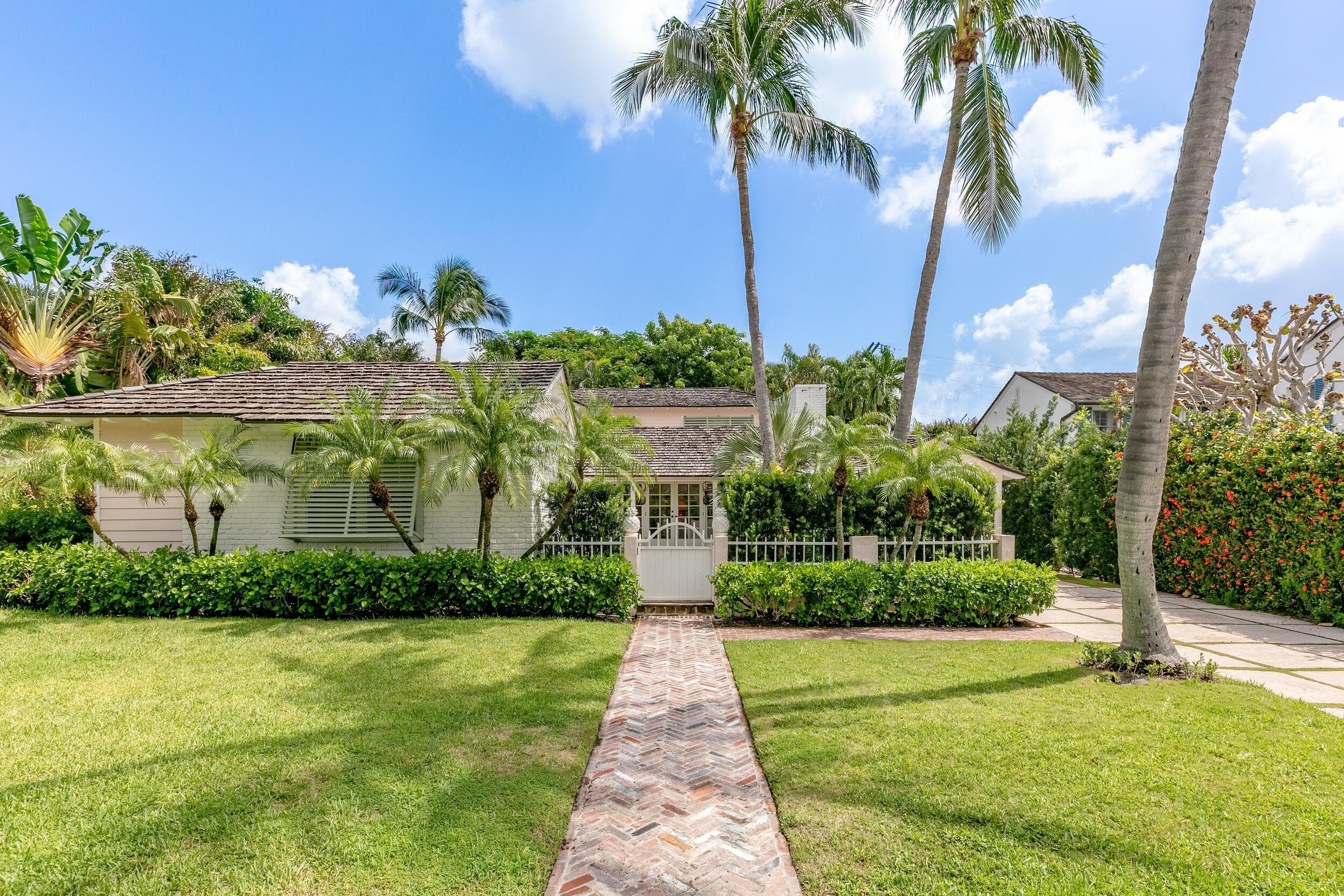 285 Orange Grove Road, Palm Beach, FL 33480 — photo 3 of 29