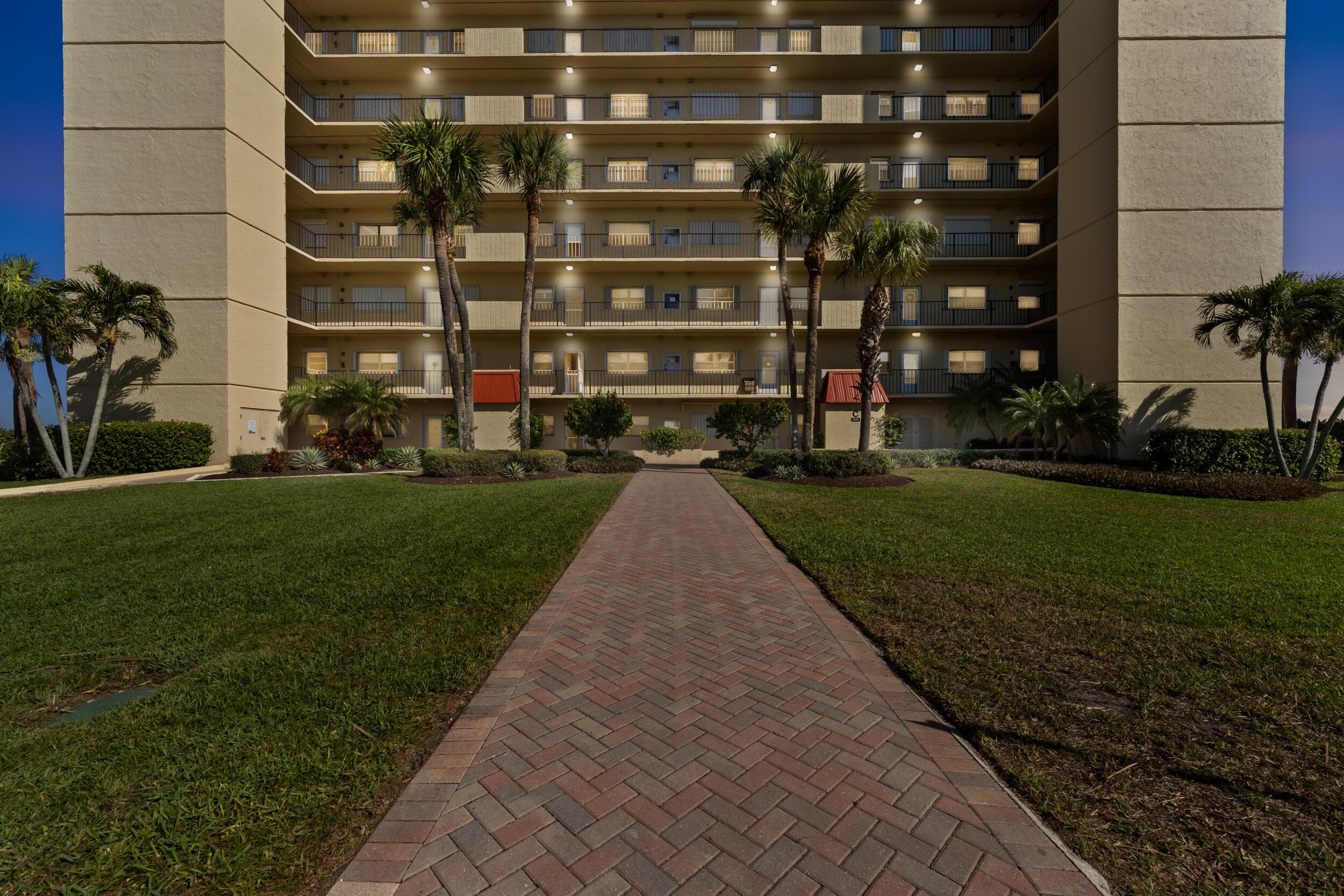 7420 S Ocean Drive 113, Jensen Beach, FL 34957 — photo 4 of 51