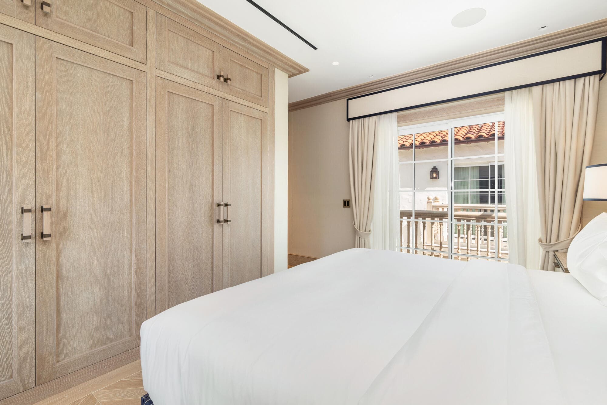 236 Phipps Plaza 201, Palm Beach, FL 33480 — photo 11 of 22