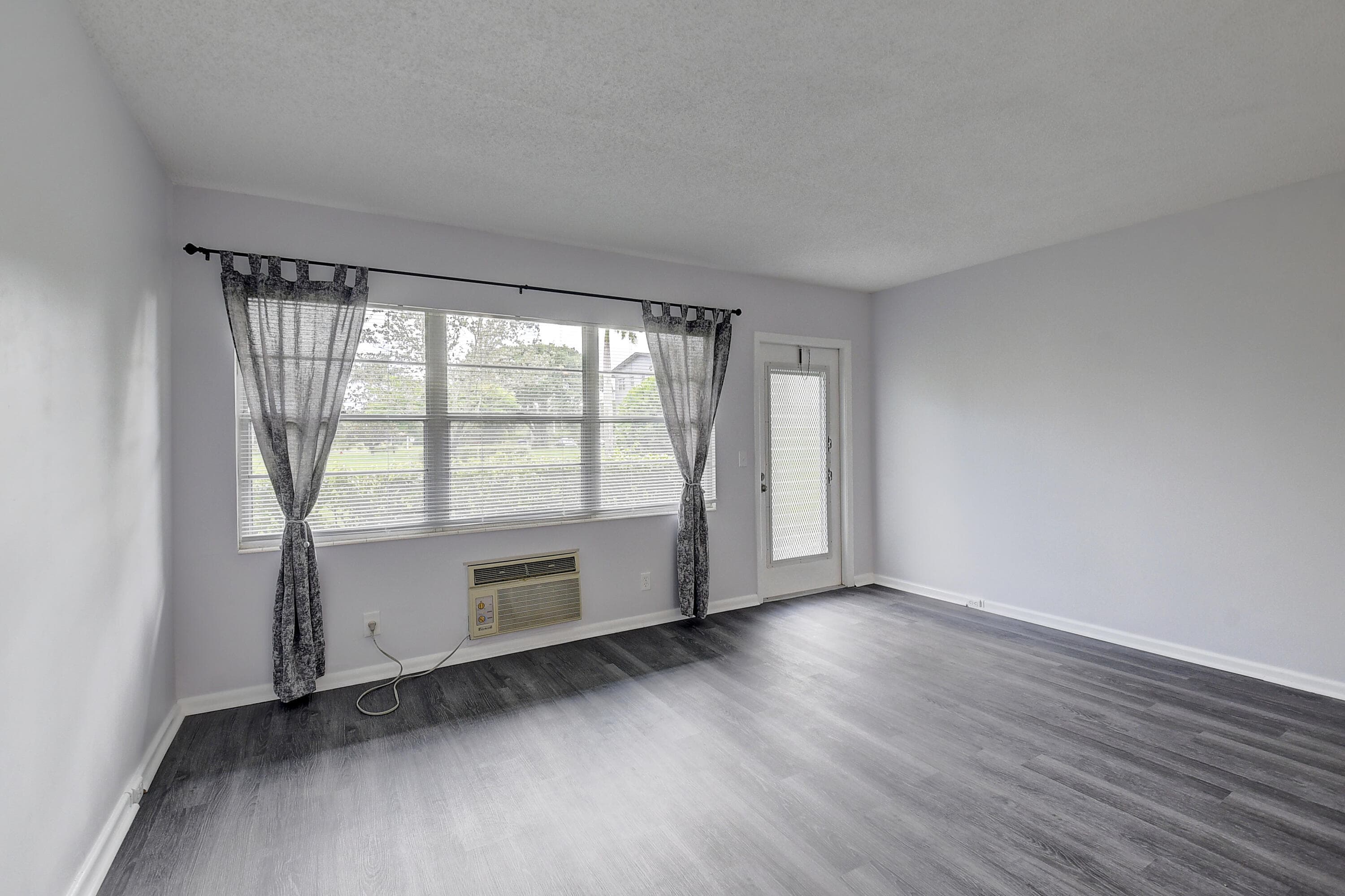 49 Suffolk B 49, Boca Raton, FL 33434 — photo 7 of 47