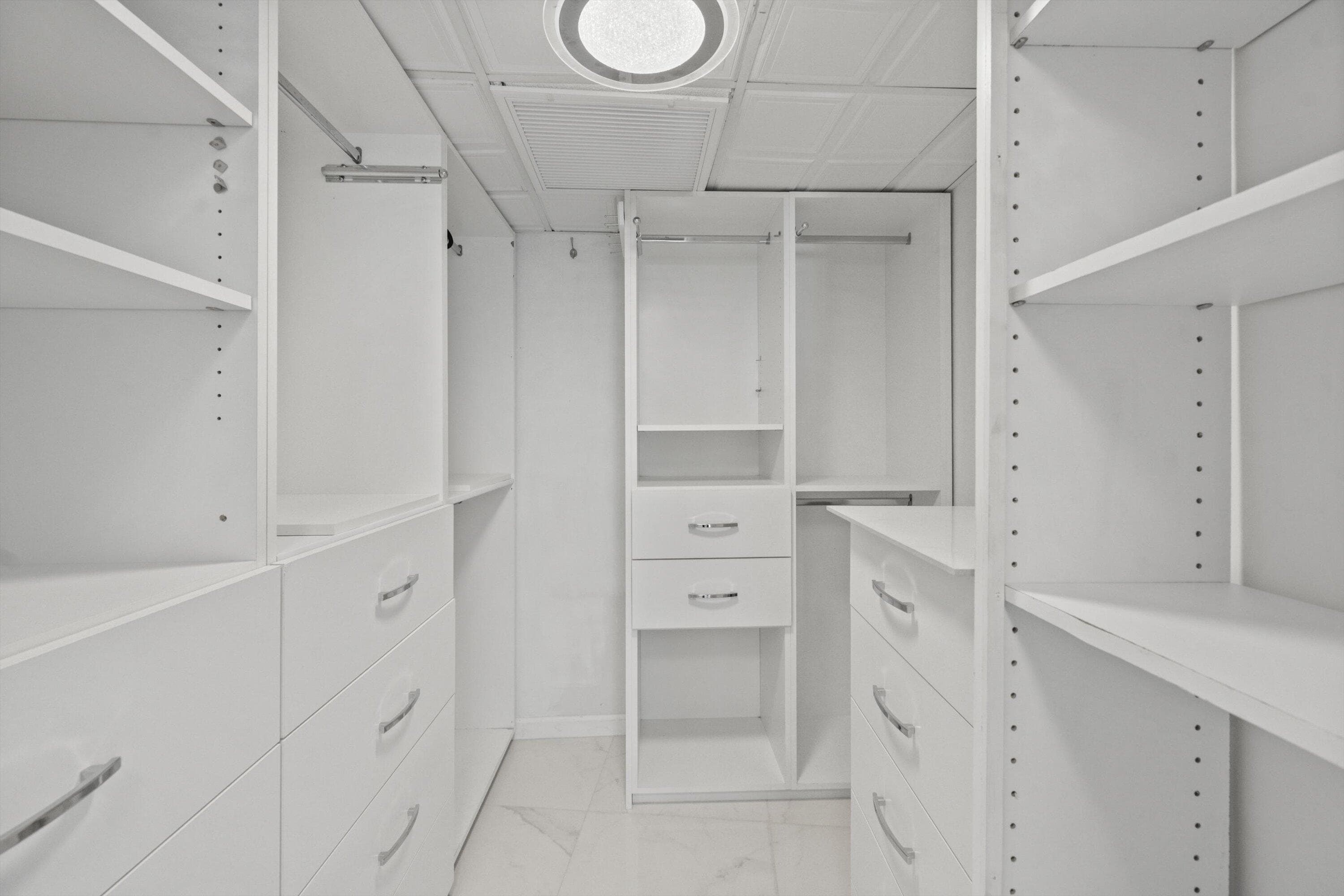 2760 S Ocean Boulevard 517, Palm Beach, FL 33480 — photo 13 of 32