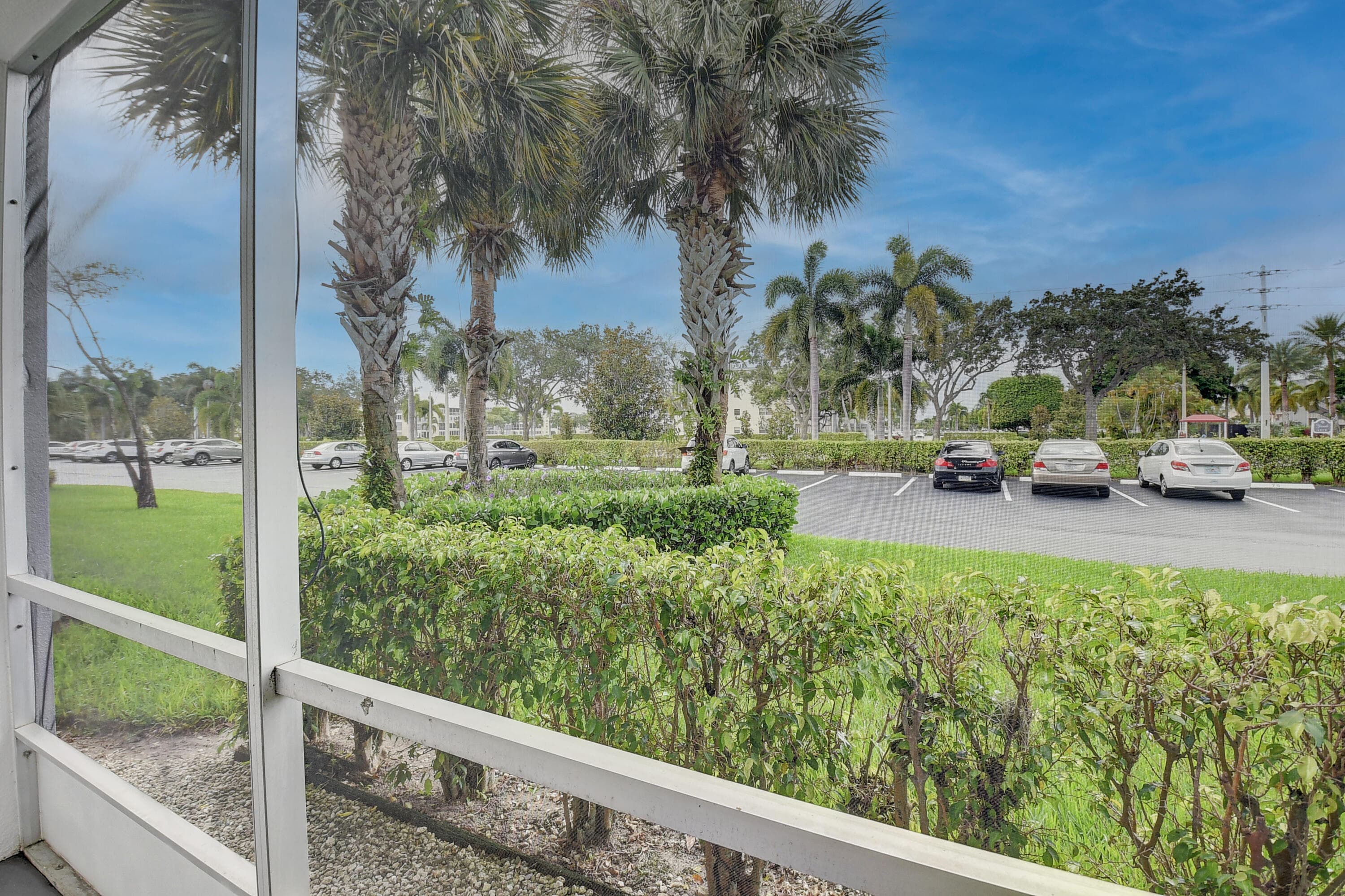 49 Suffolk B 49, Boca Raton, FL 33434 — photo 17 of 47