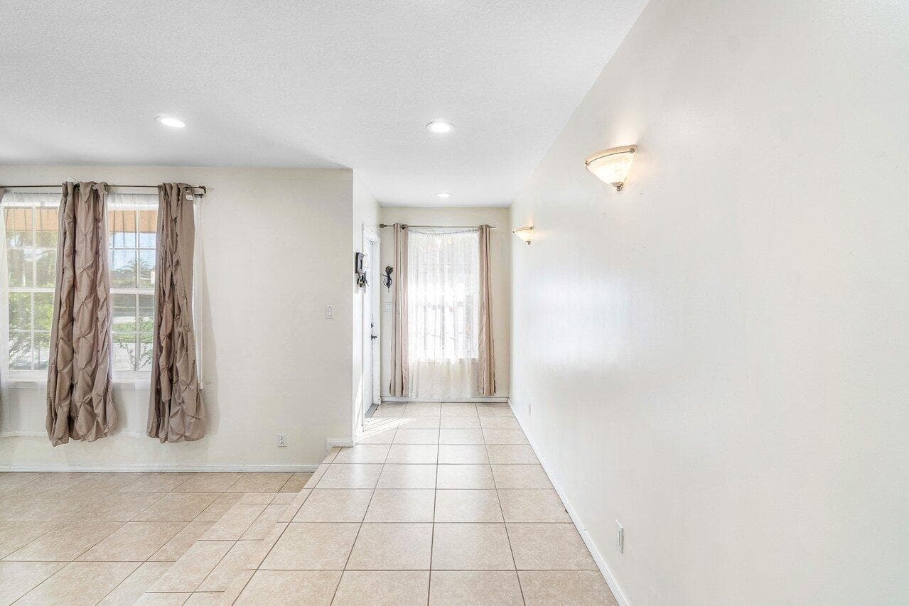 5313 Colbright Road, Lake Worth, FL 33467 — photo 8 of 70