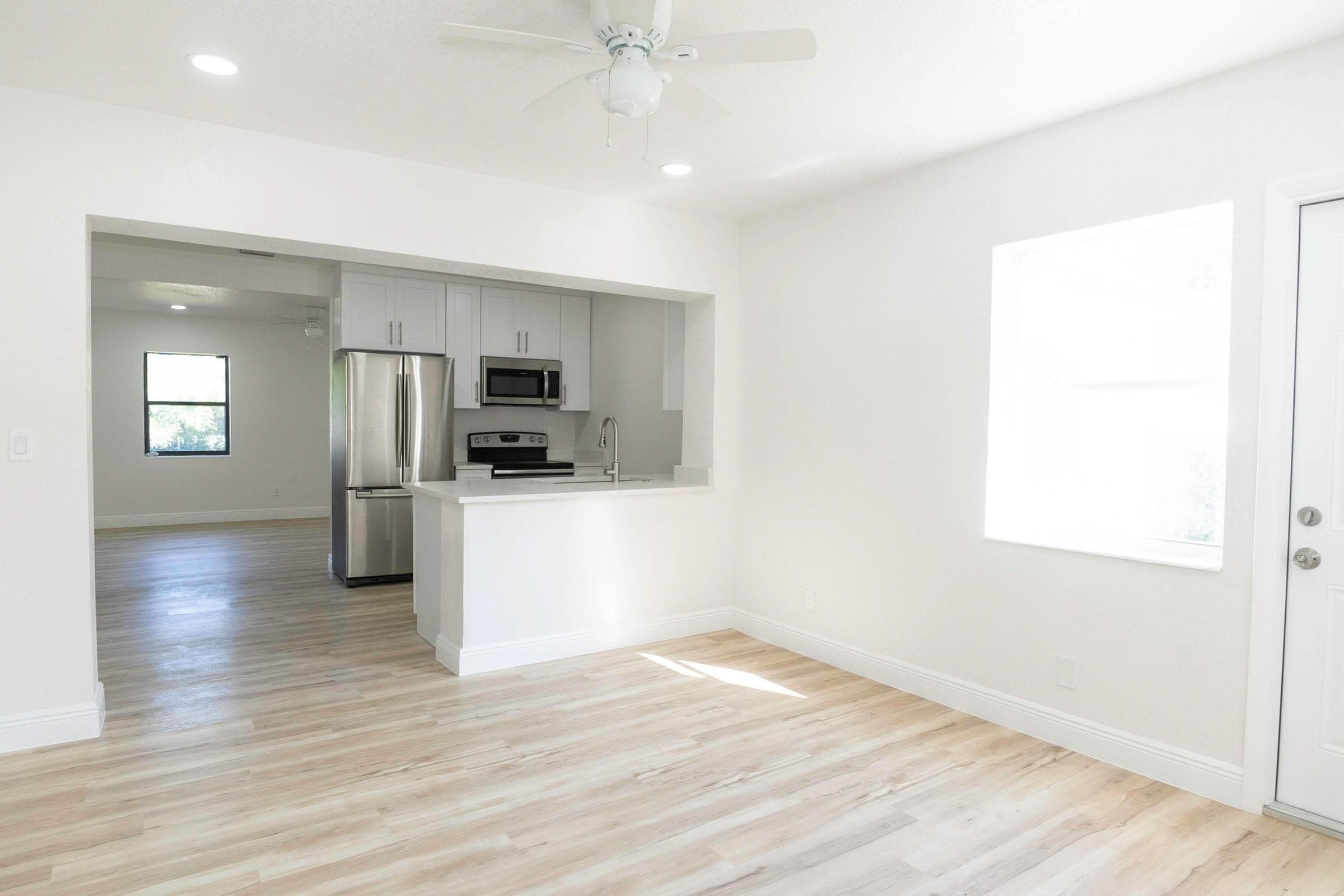 924 NW 11th Court, Fort Lauderdale, FL 33311 — photo 4 of 15