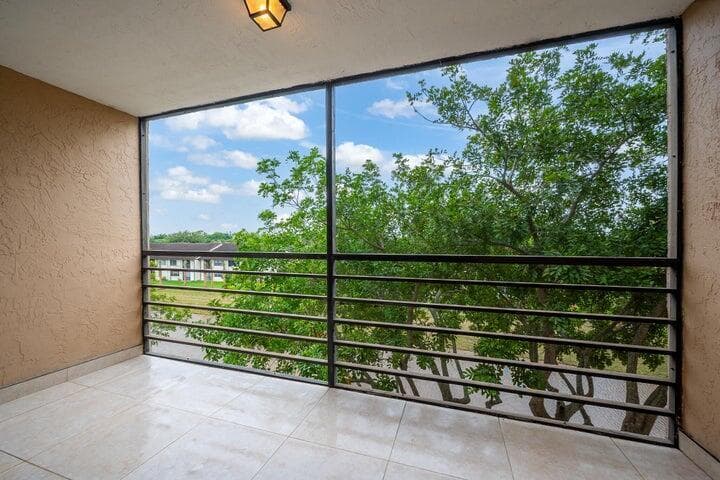 7770 Tahiti Lane 405, Lake Worth, FL 33467 — photo 9 of 20