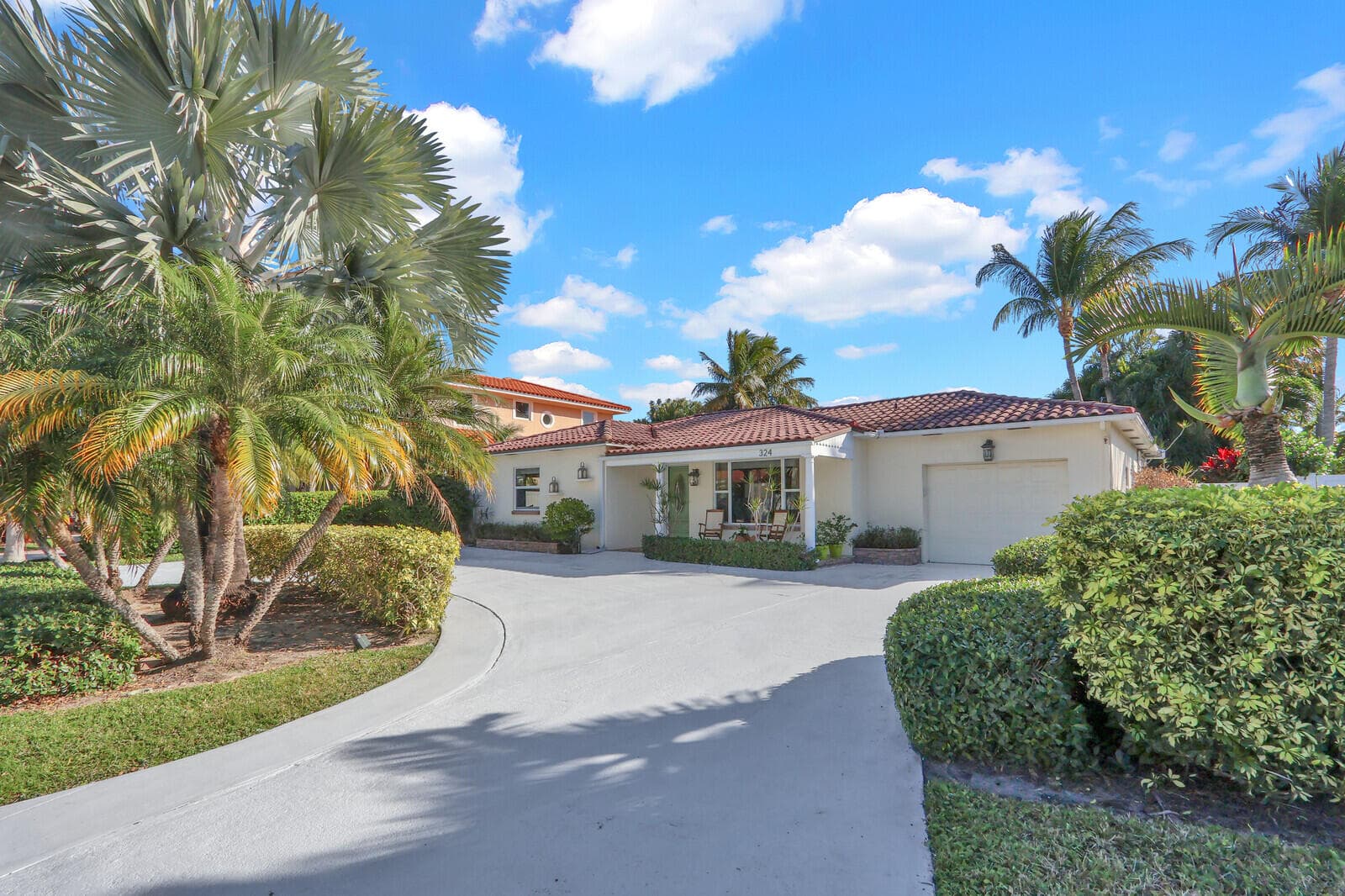324 Blossom Lane, Palm Beach Shores, FL 33404 — photo 4 of 27