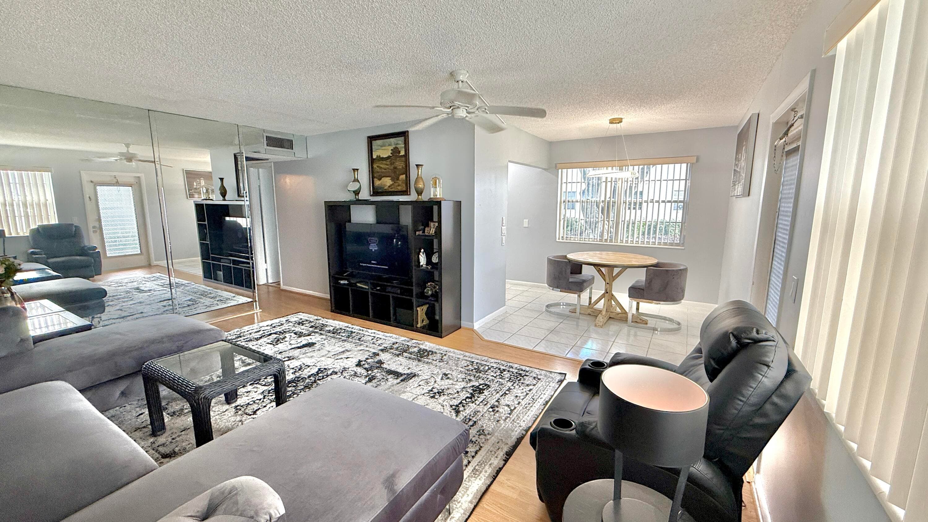 81 Markham E, Deerfield Beach, FL 33442 — photo 11 of 66